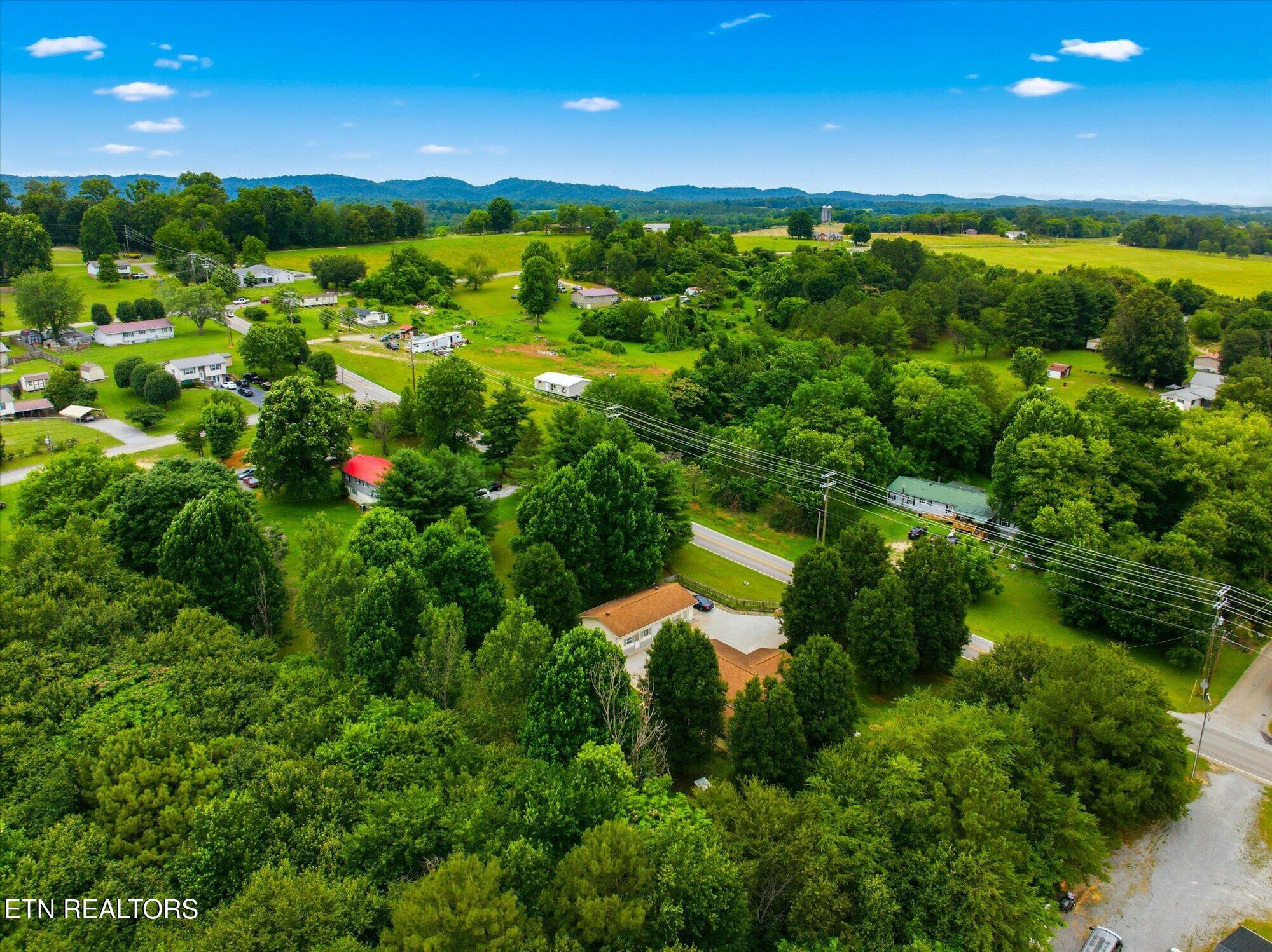 301 Wayman Road Madisonville TN 37354