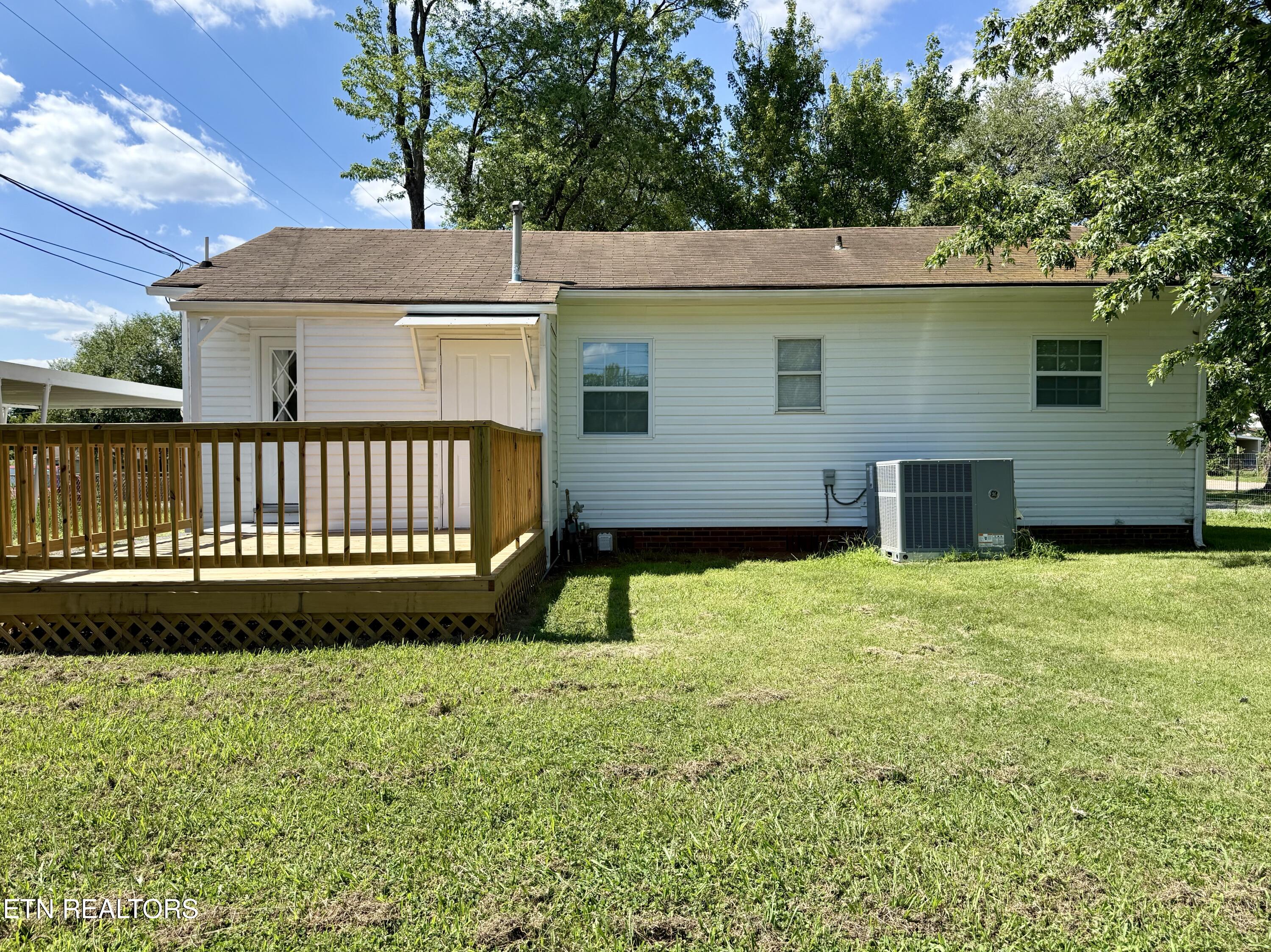 2318 Grove Street Maryville TN 37804