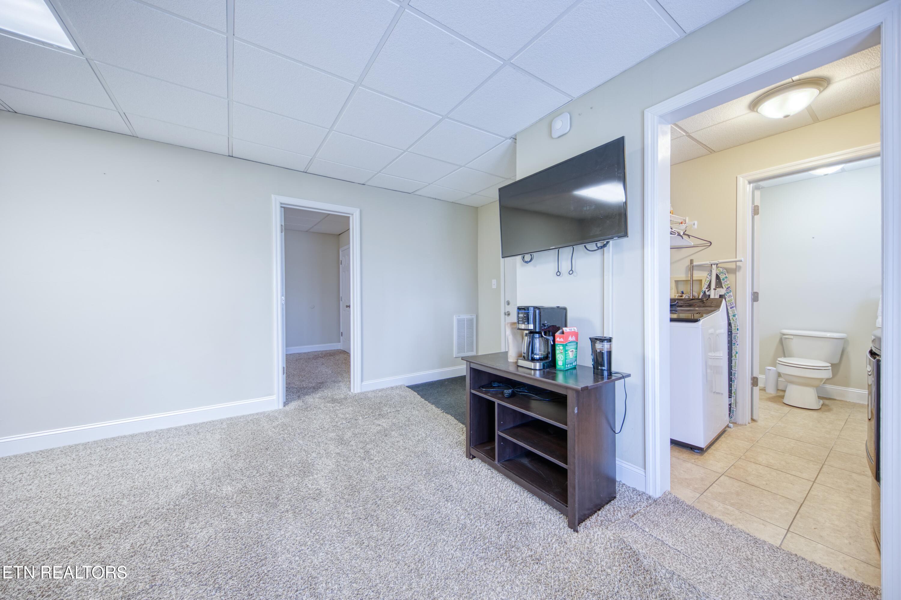 1532 N. Courtney Oak Lane Knoxville TN 37938