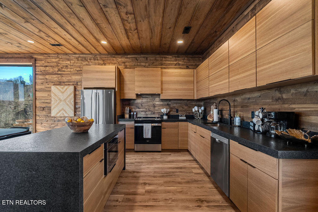 545 Edgewood Drive Gatlinburg TN 37738