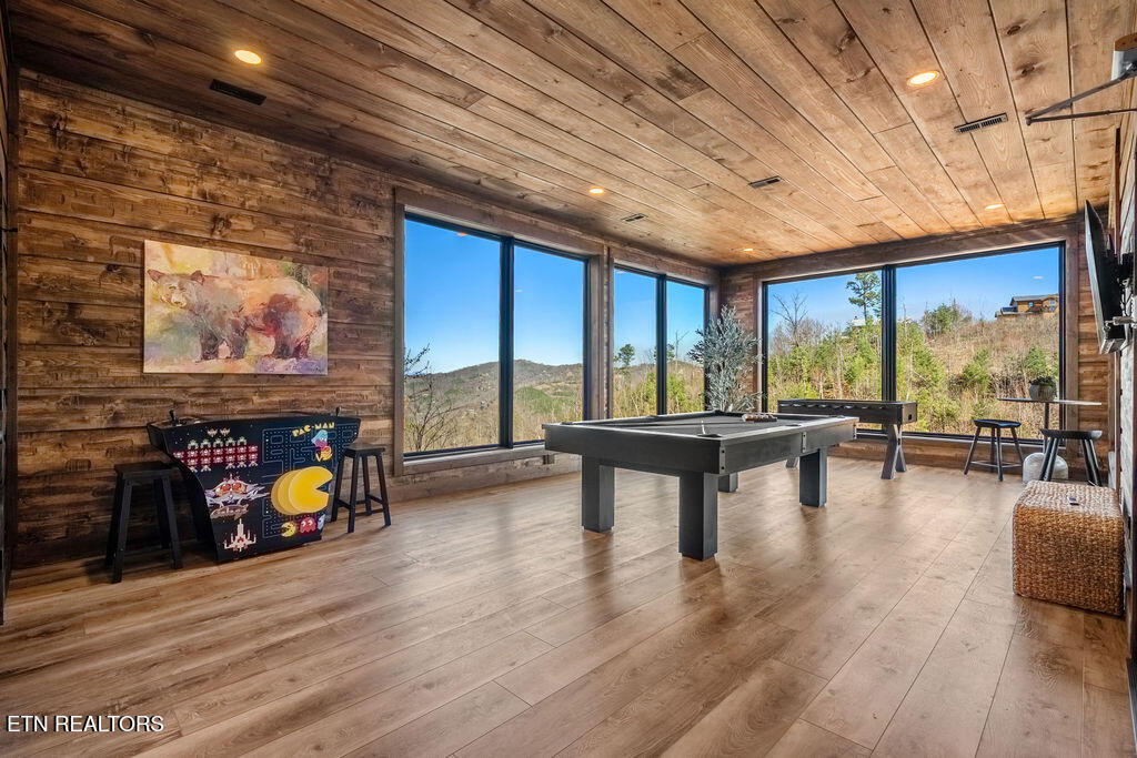 545 Edgewood Drive Gatlinburg TN 37738
