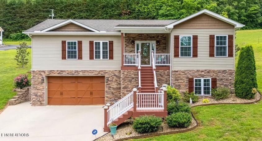 180 Owens Drive Rocky Top TN 37769