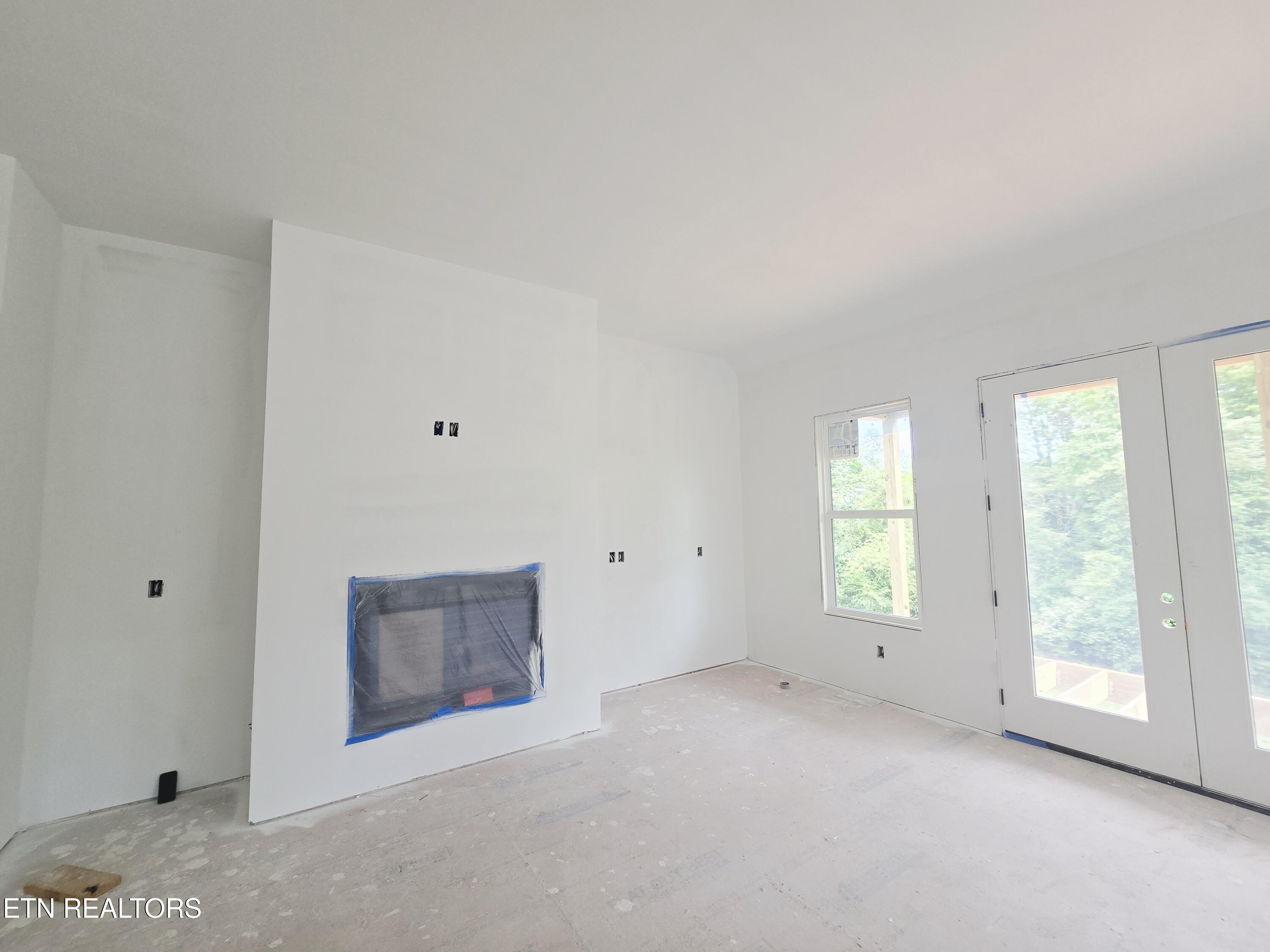 761 Maclaren Way Lenoir City TN 37772