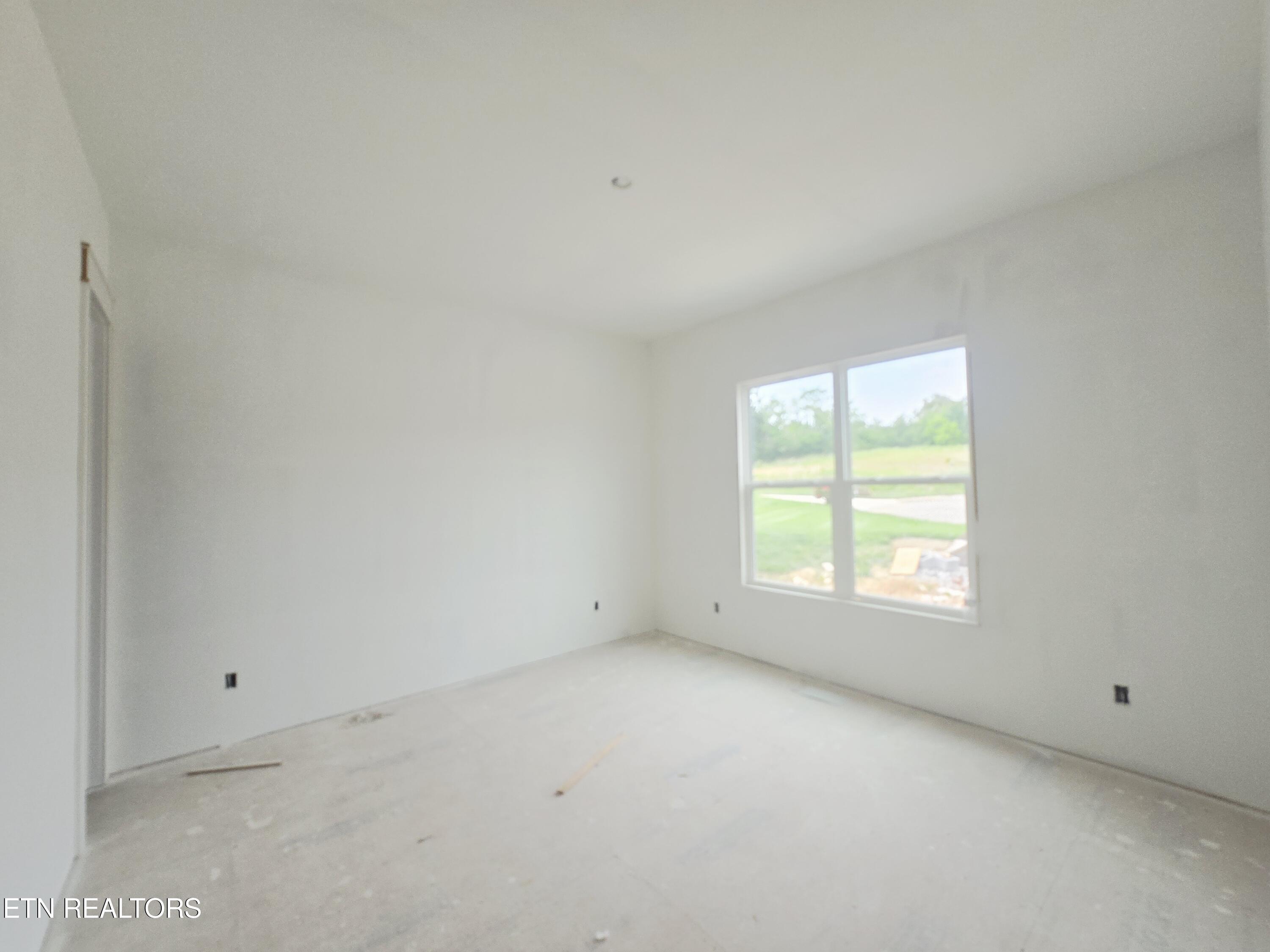 761 Maclaren Way Lenoir City TN 37772