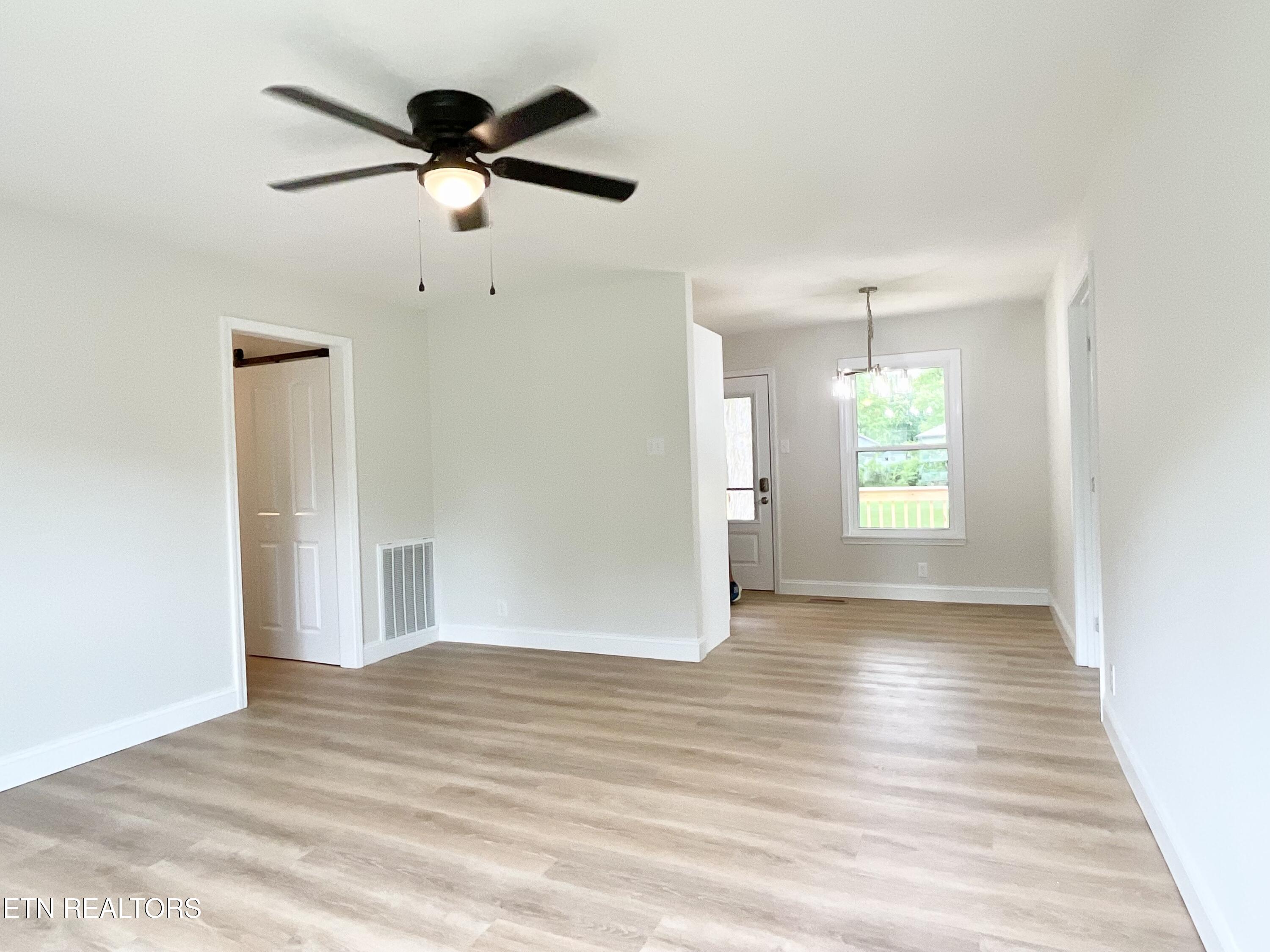 1033 Ruskin Drive Knoxville TN 37923