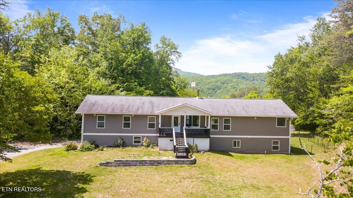 161 Mountain View Drive Rocky Top TN 37769
