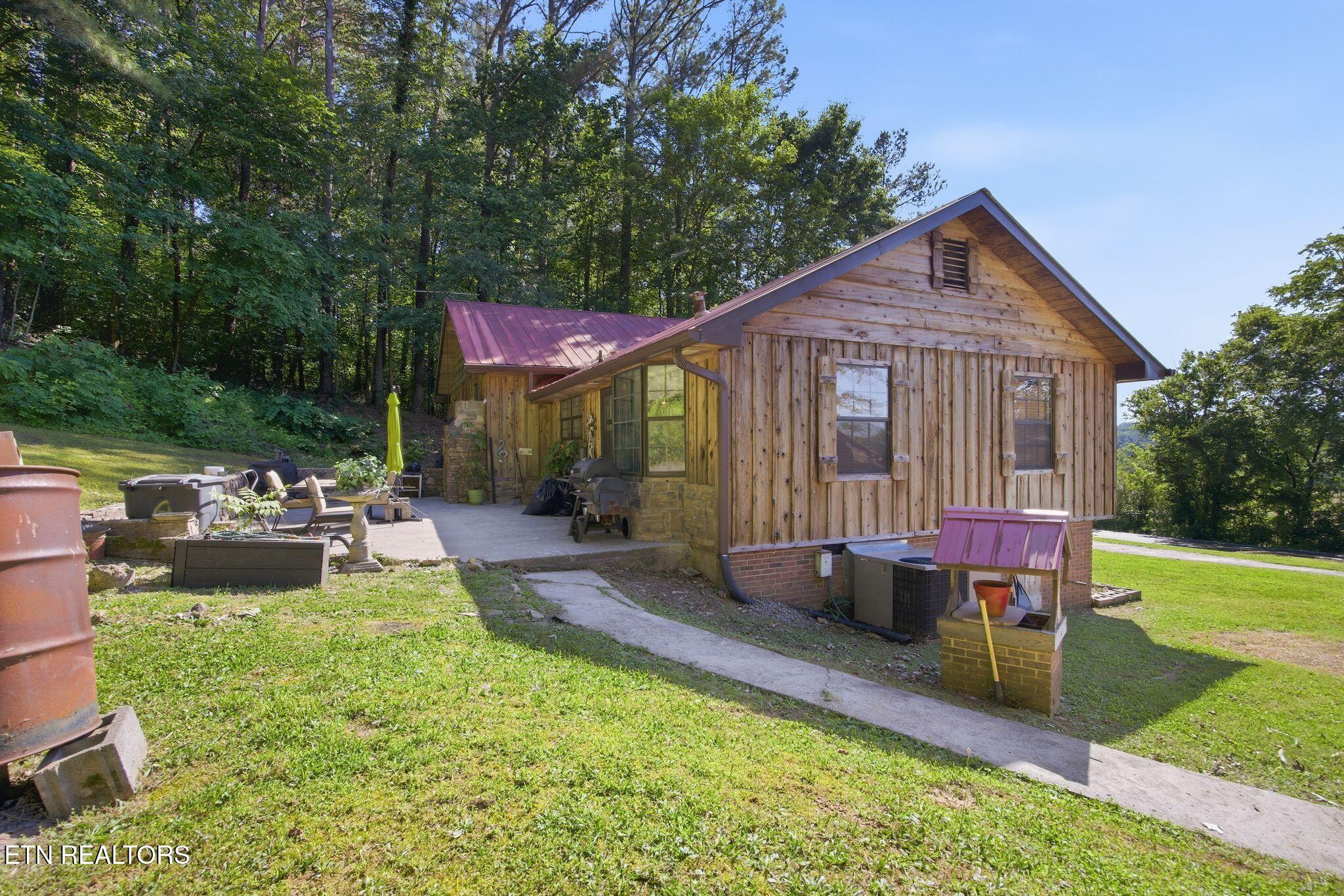 205 County Road 67 Riceville TN 37370