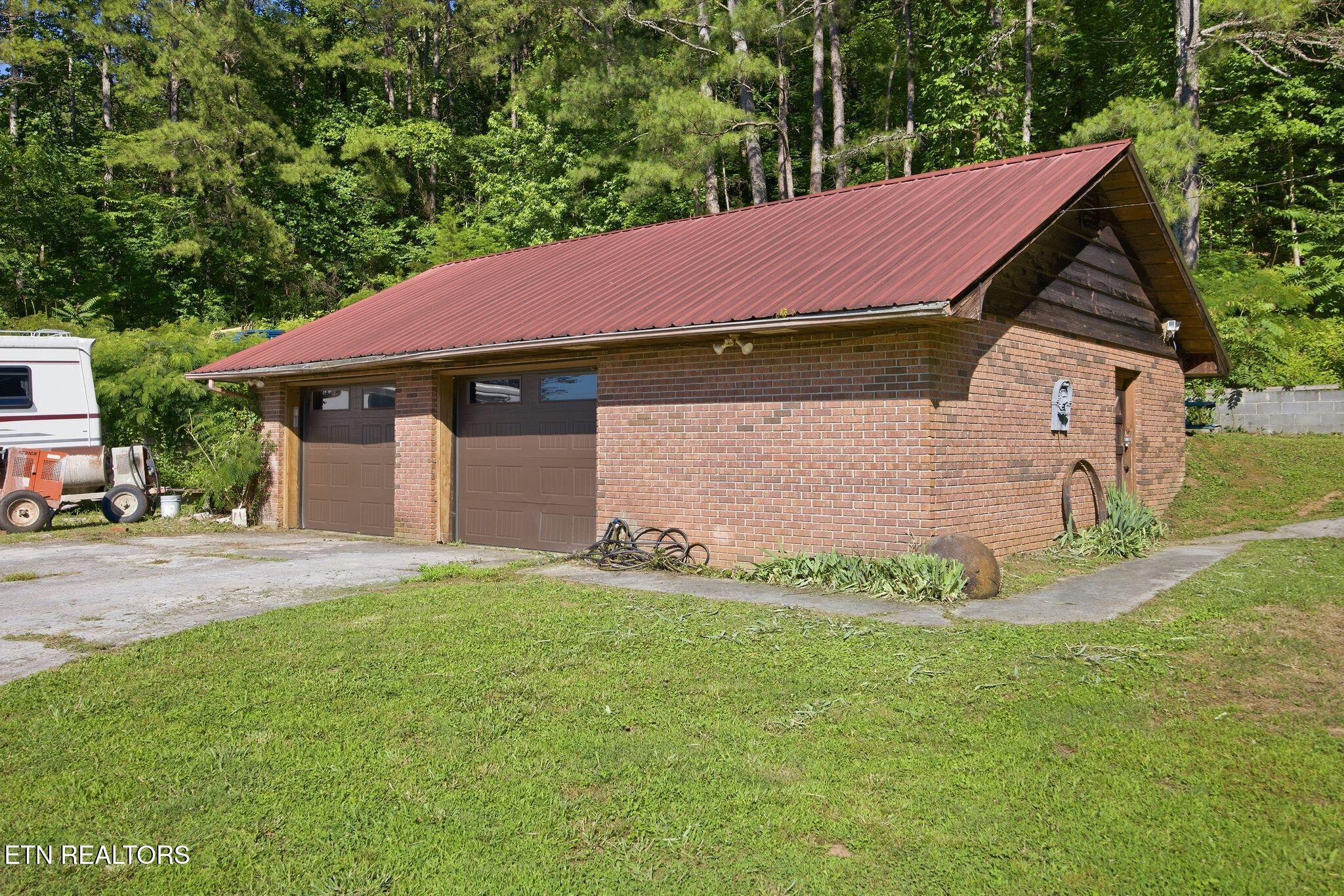 205 County Road 67 Riceville TN 37370