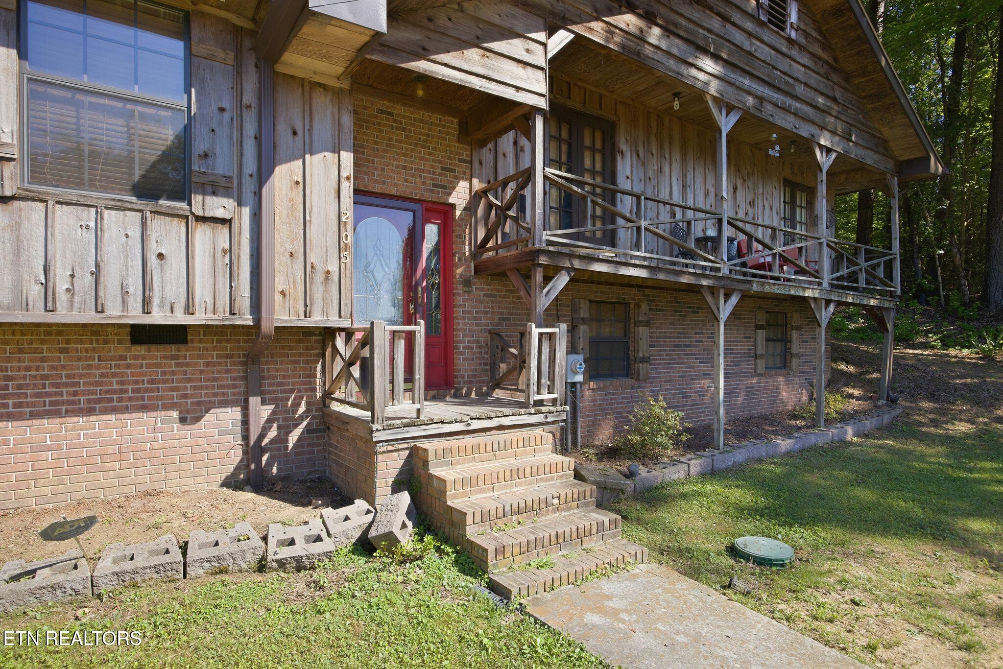 205 County Road 67 Riceville TN 37370