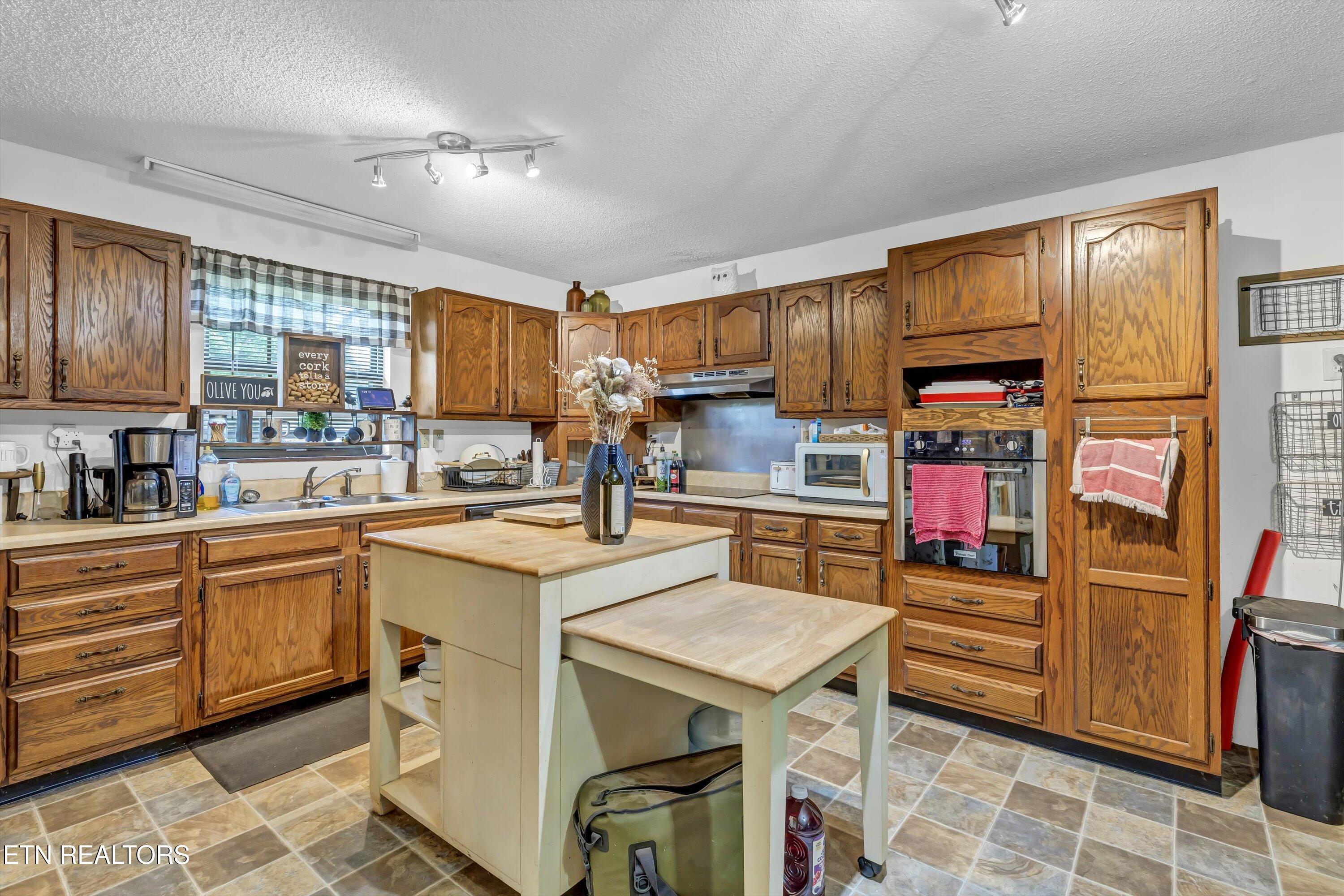 2204 NW Murray Road Knoxville TN 37912