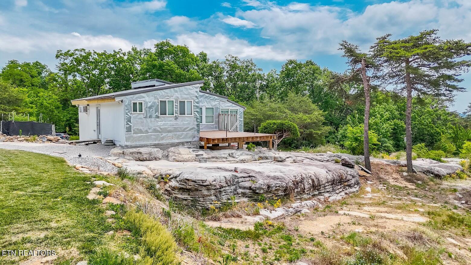 1407 Holloway Ridge Road Spring City TN 37381