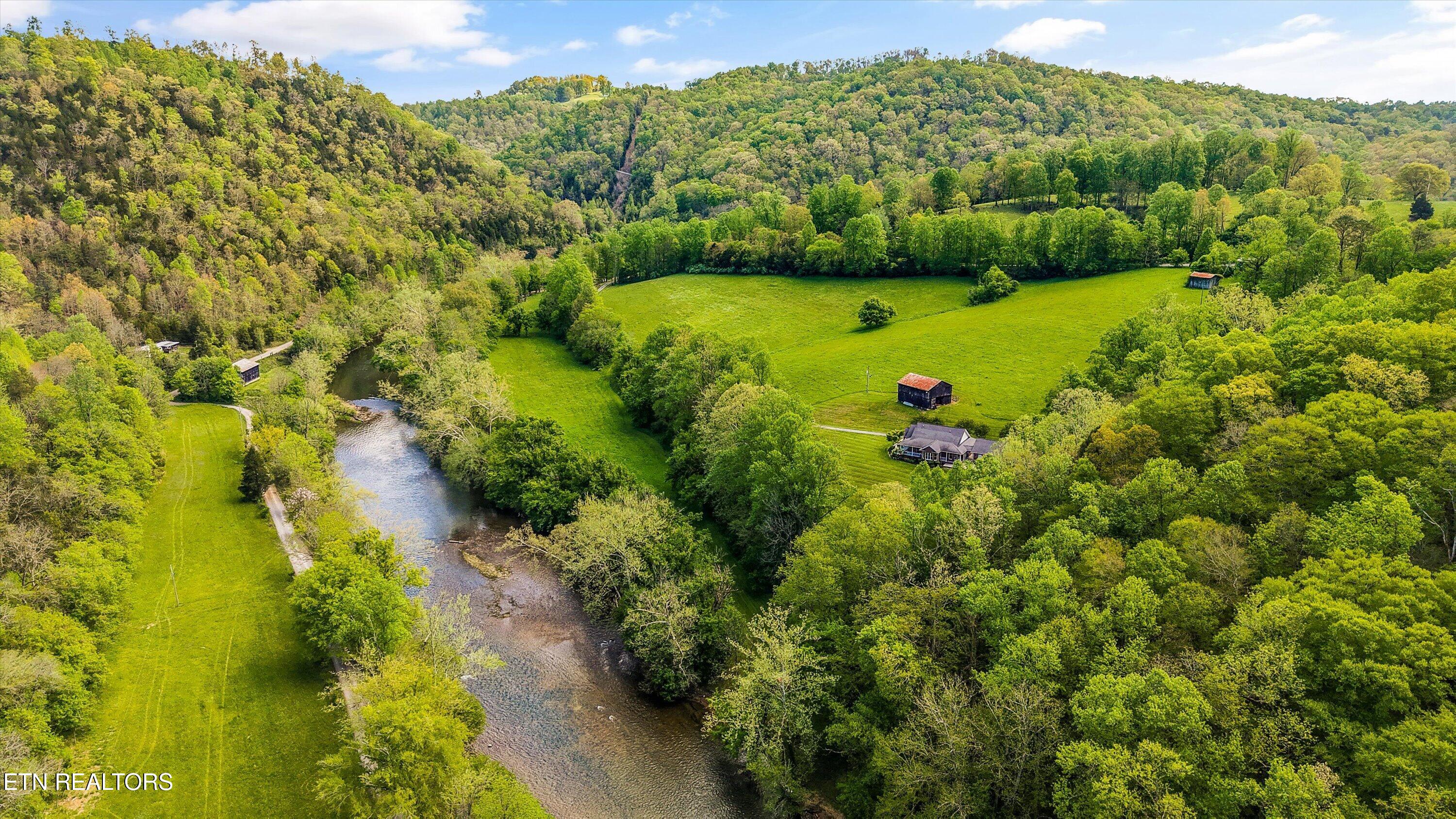4151 Cave Springs Road Tazewell TN 37879