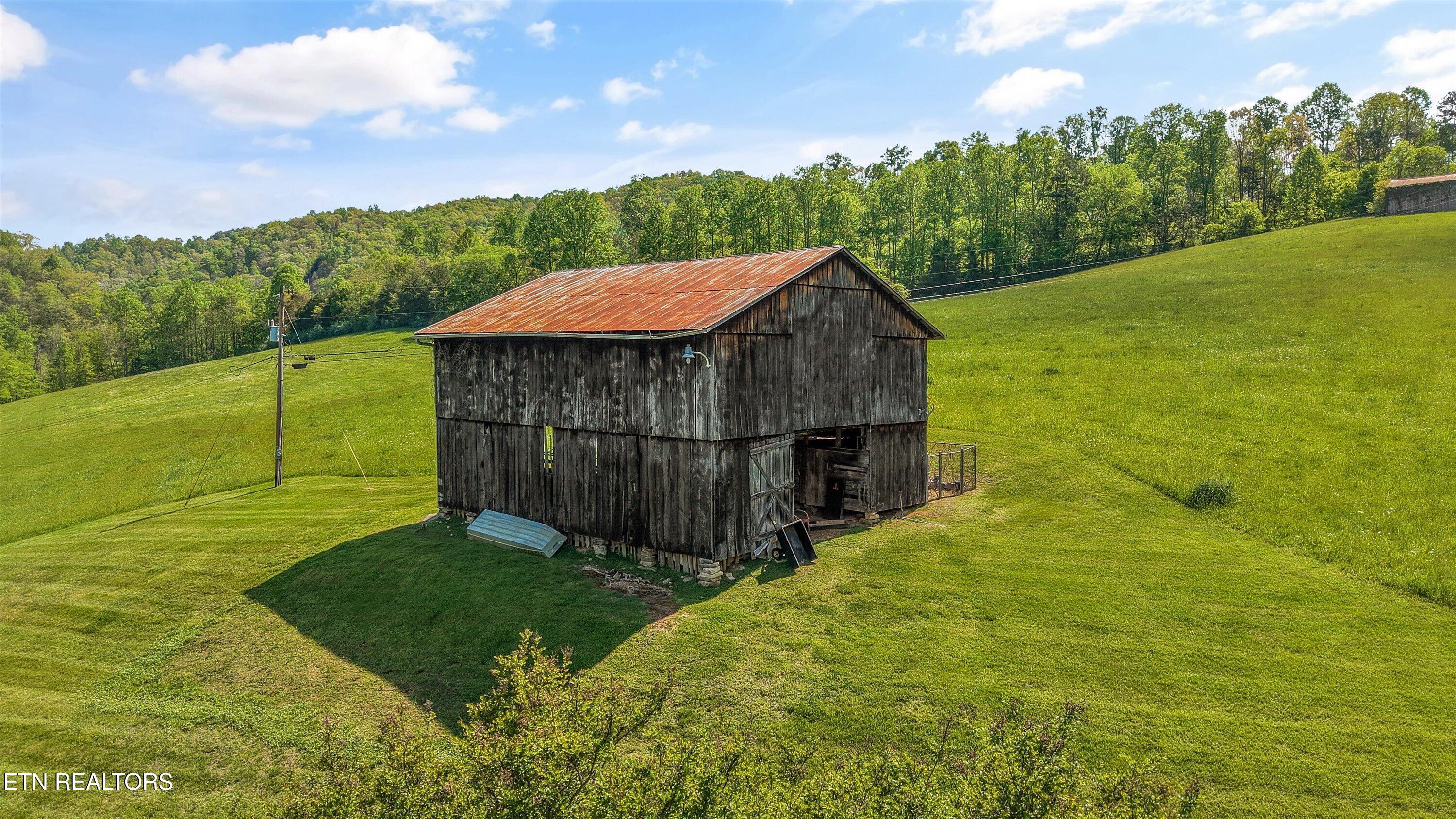 4151 Cave Springs Road Tazewell TN 37879