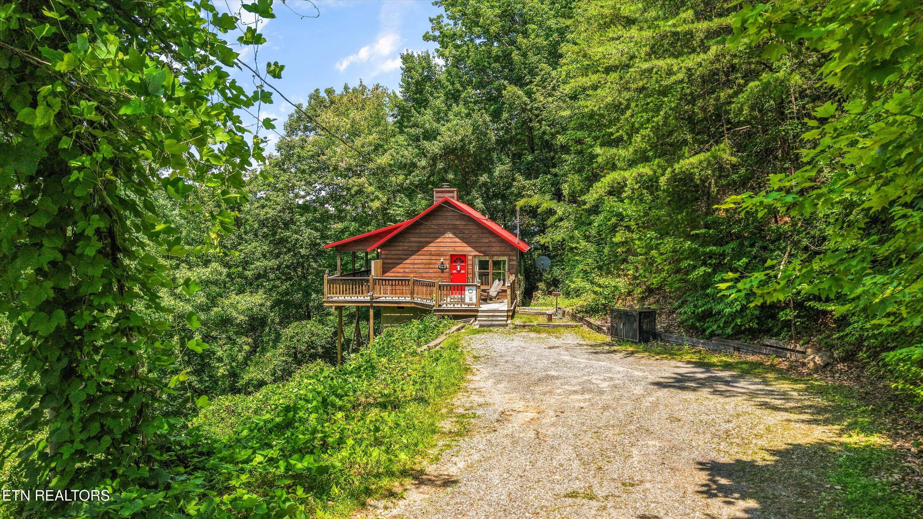 4403 New Pioneer Trail Pigeon Forge TN 37863