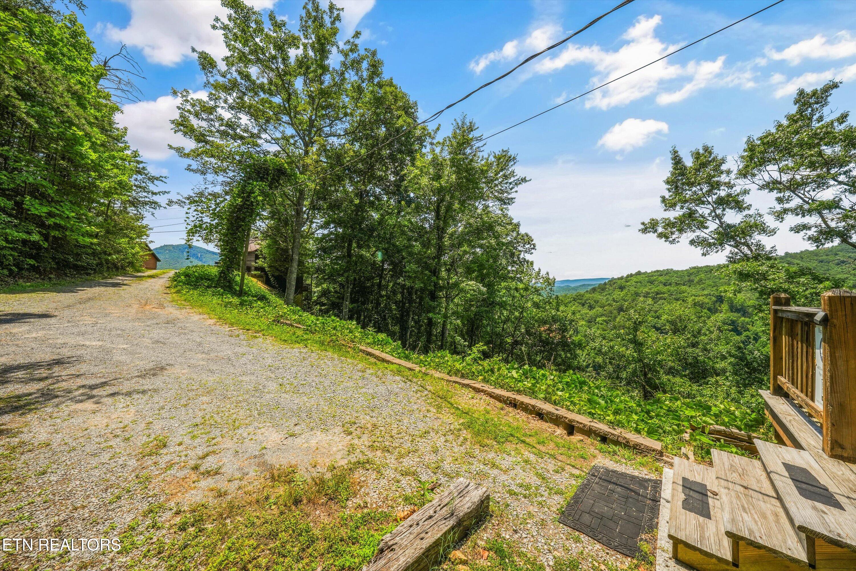4403 New Pioneer Trail Pigeon Forge TN 37863