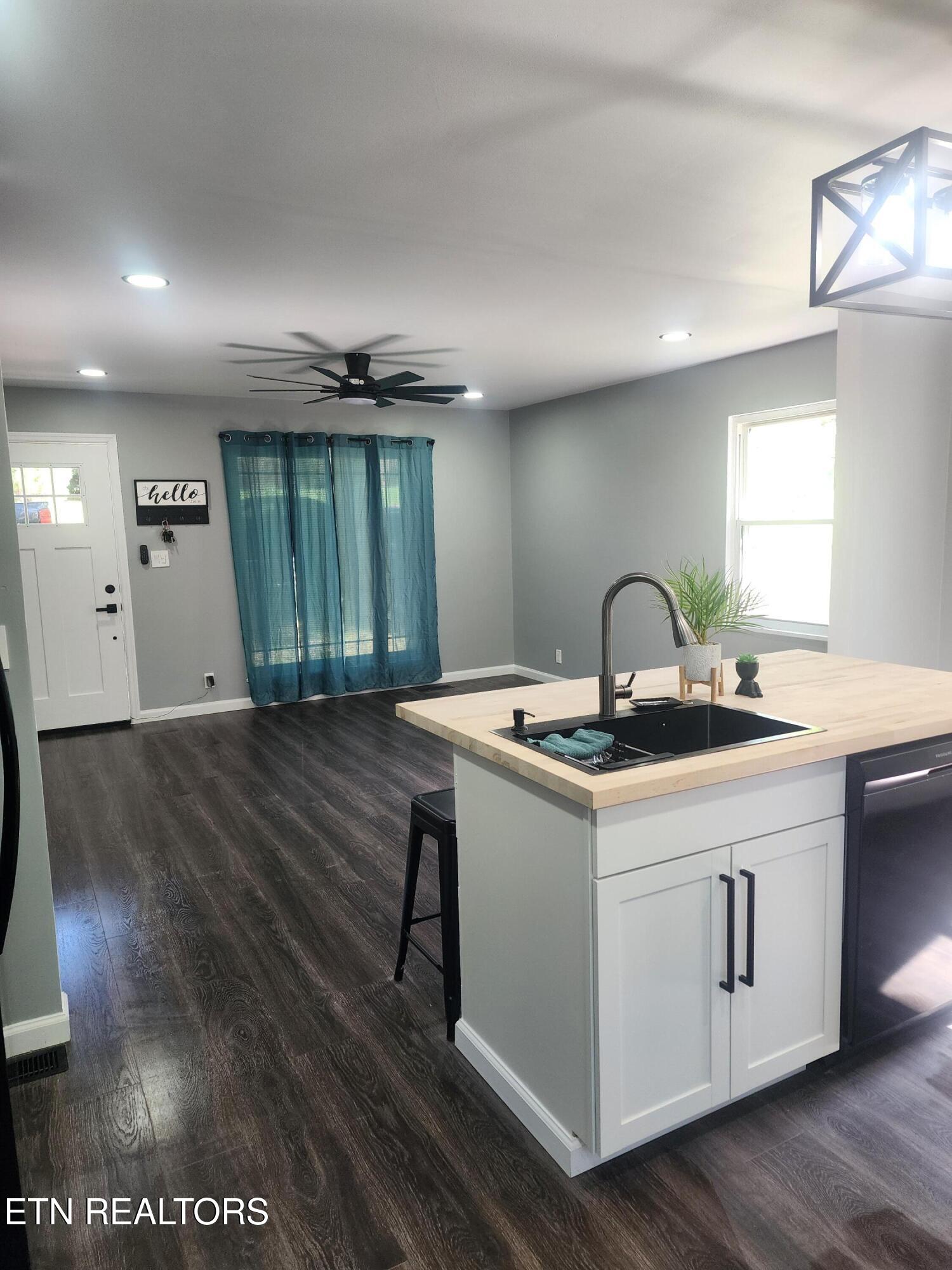 1305 Topside View Drive Maryville TN 37803
