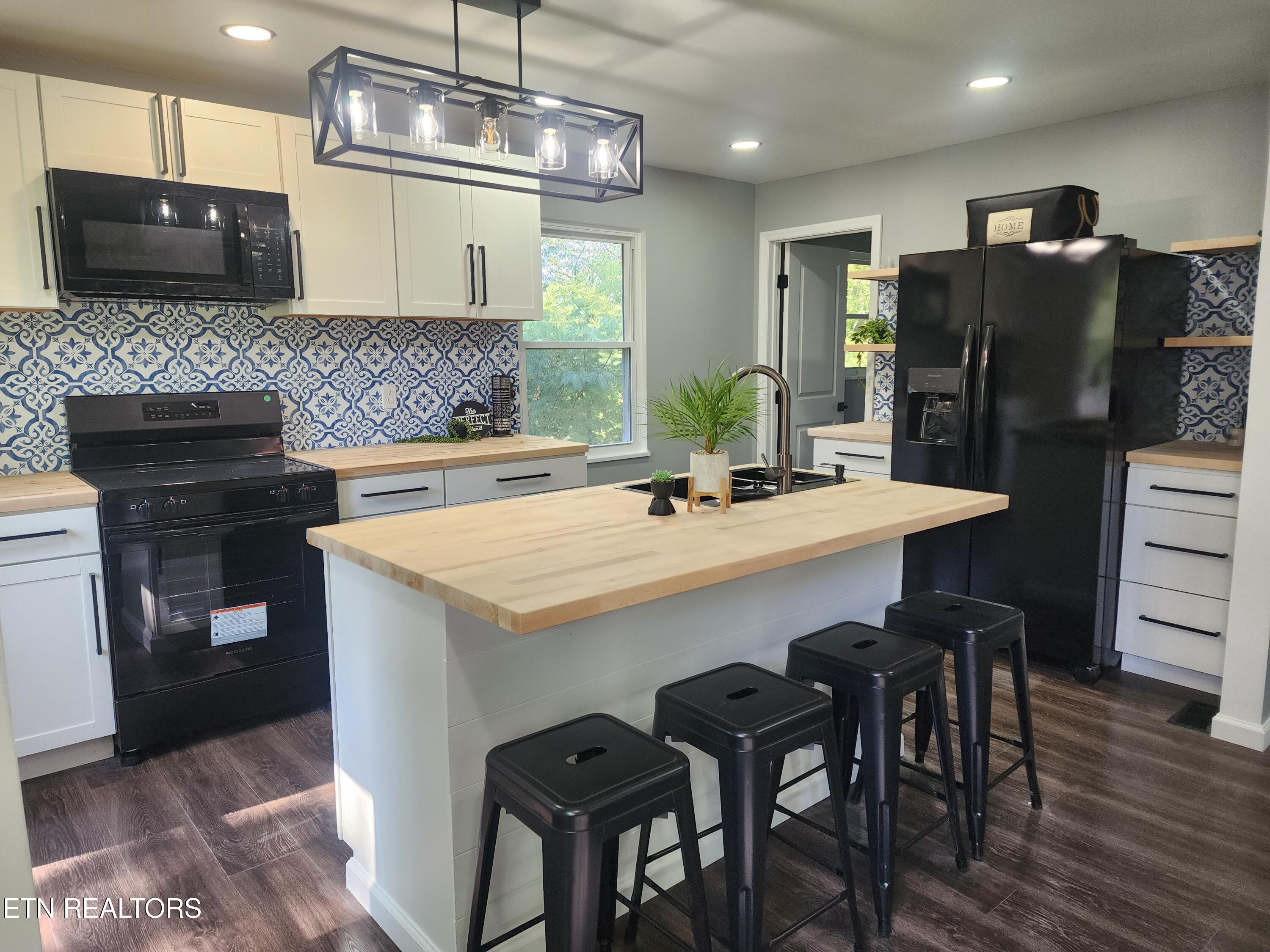 1305 Topside View Drive Maryville TN 37803