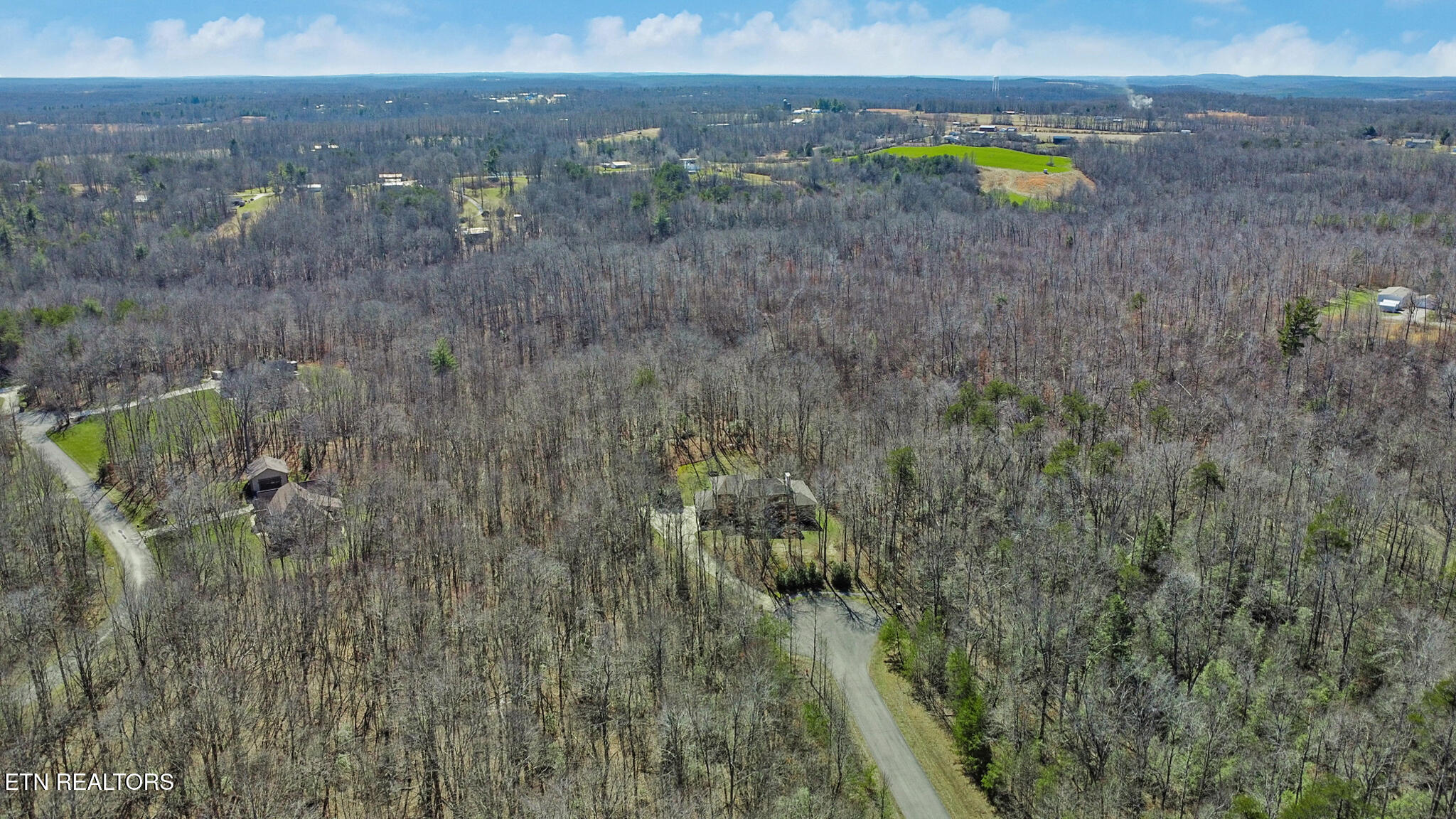 160 Willow Creek Lane Crossville TN 38571