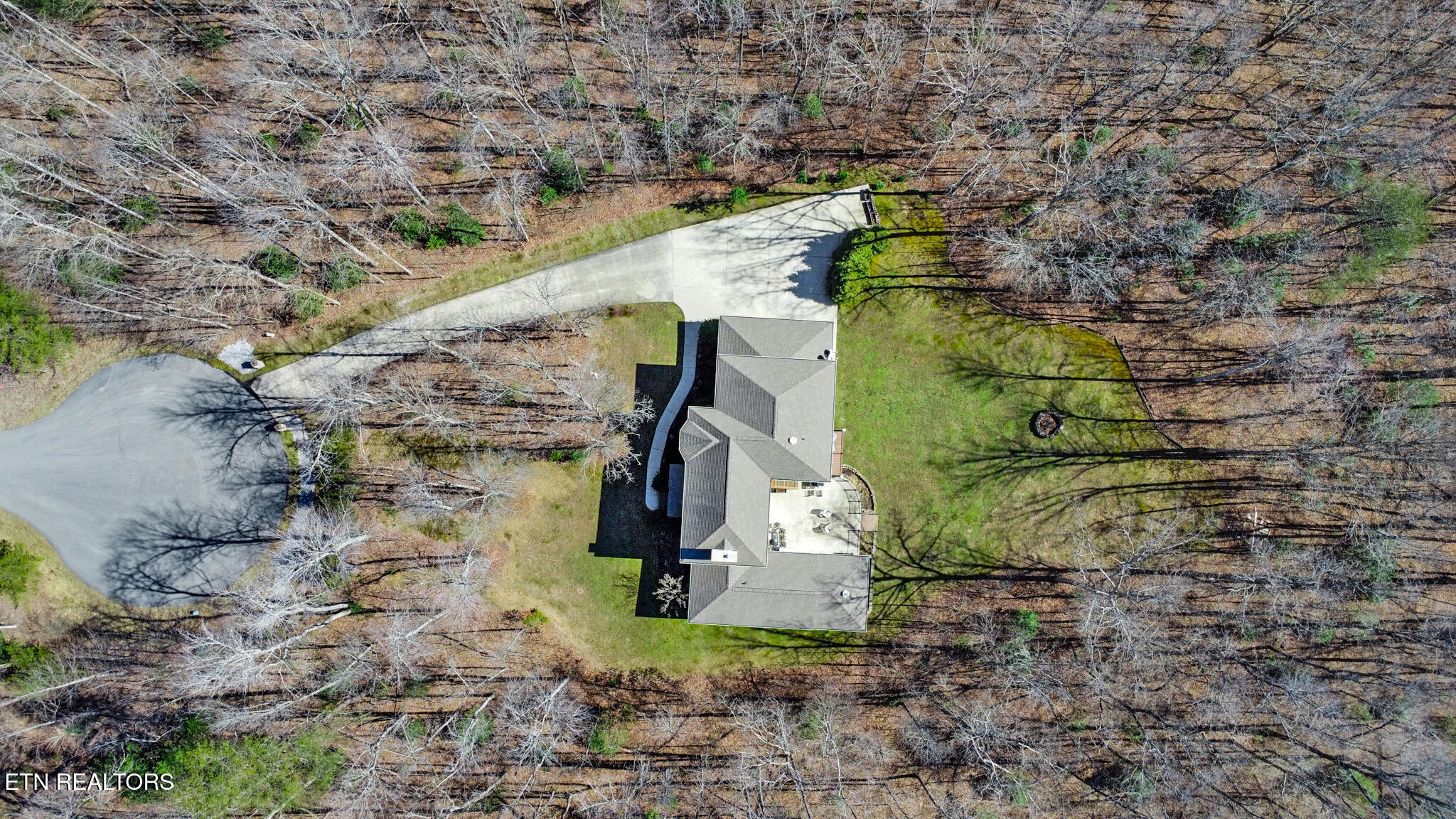 160 Willow Creek Lane Crossville TN 38571