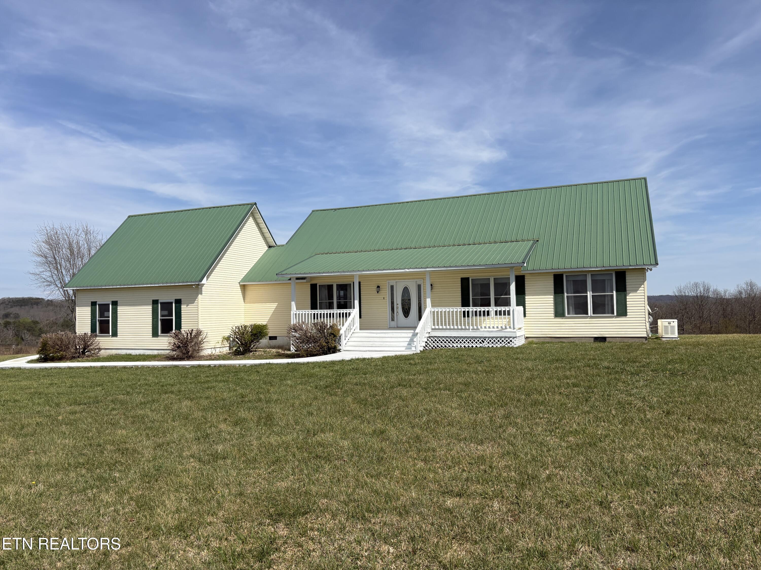 1032 Kendall Smith Road Pikeville TN 37367