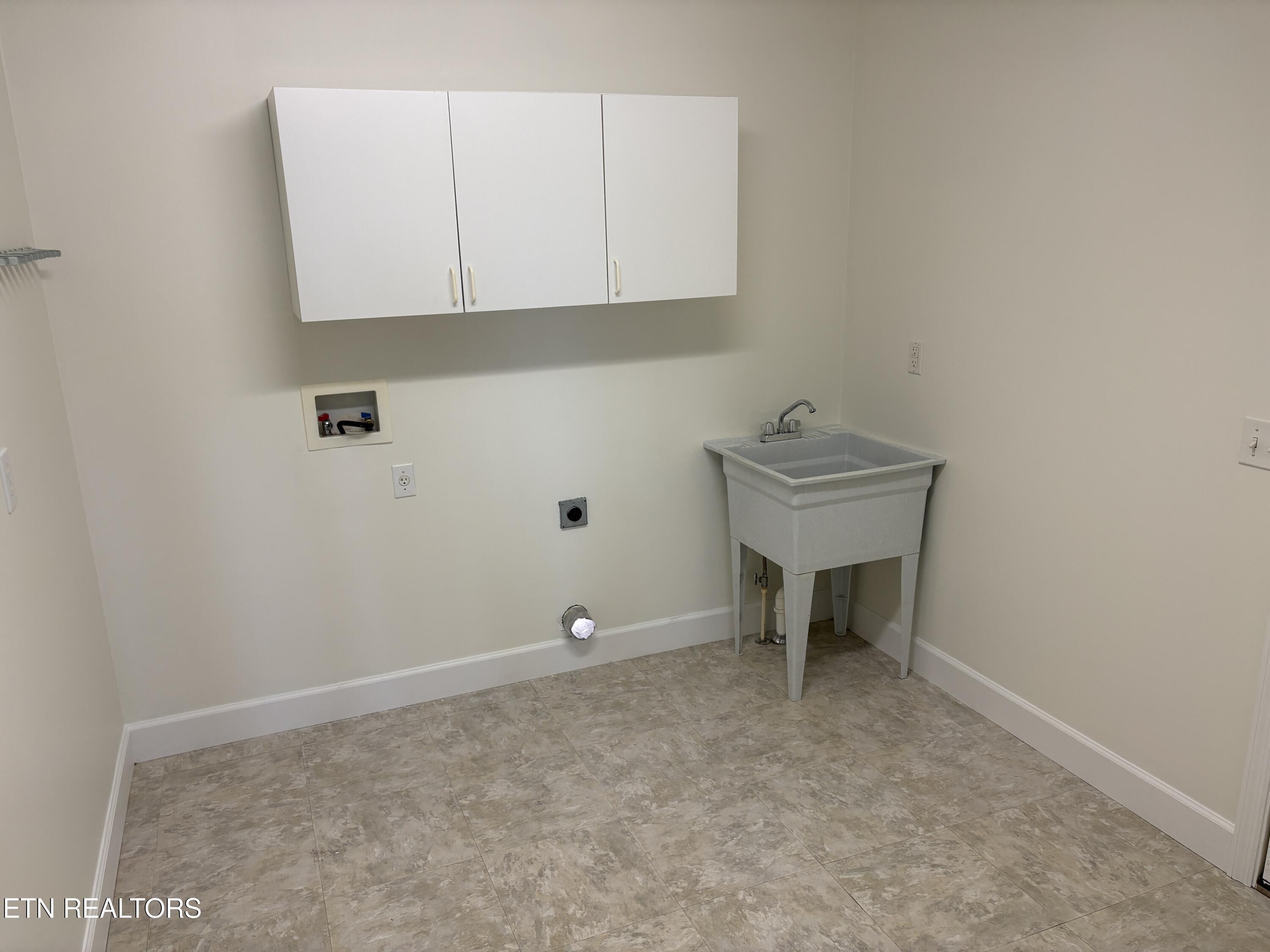 1032 Kendall Smith Road Pikeville TN 37367
