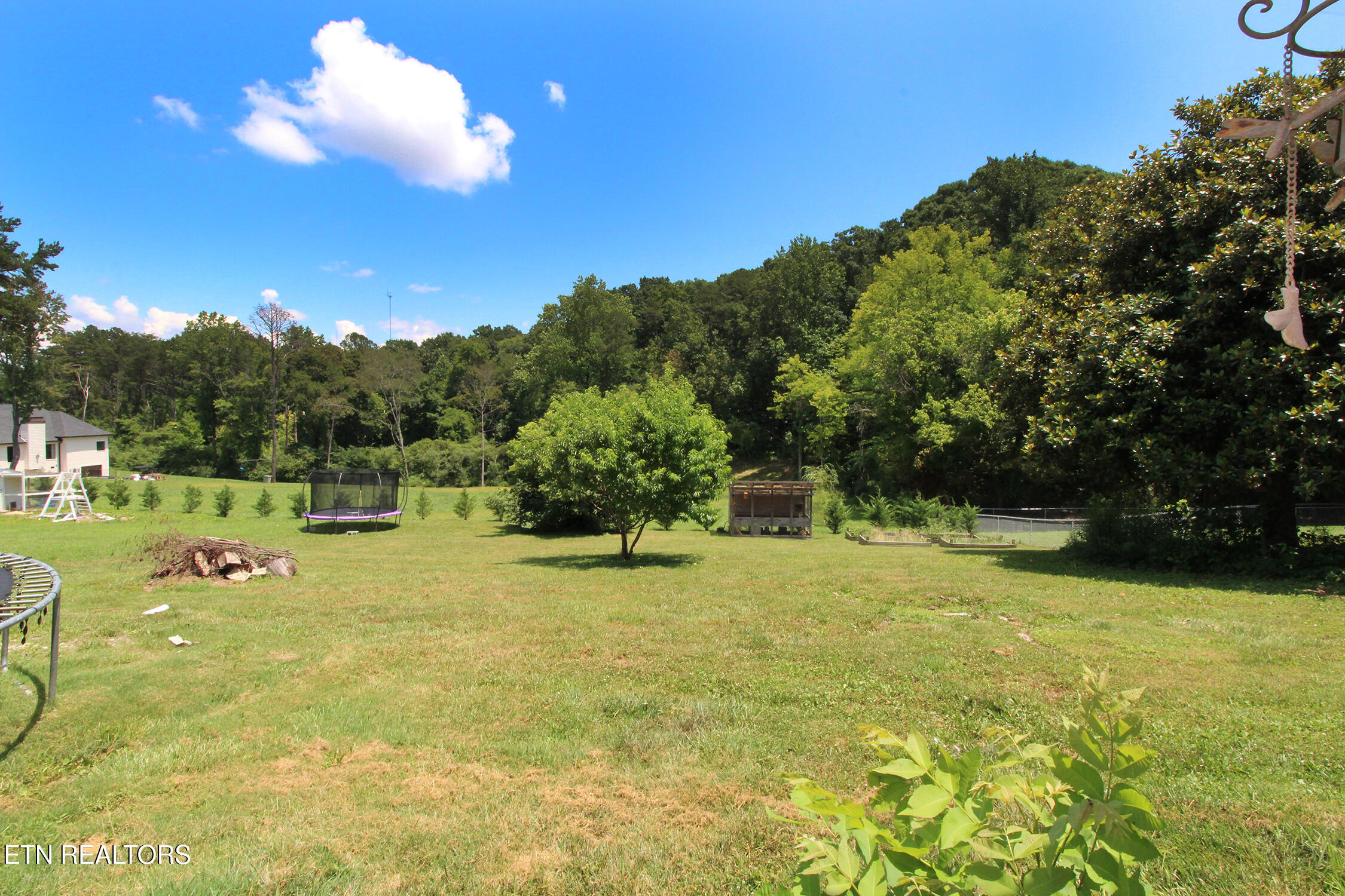 3718 Cherrylog Road Knoxville TN 37921