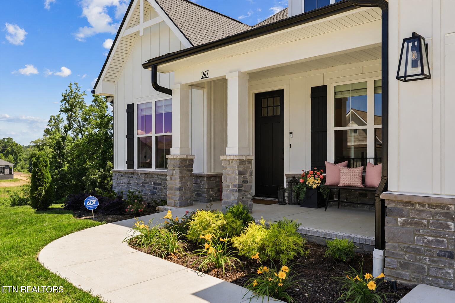 247 Bittersweet Lane Lenoir City TN 37771