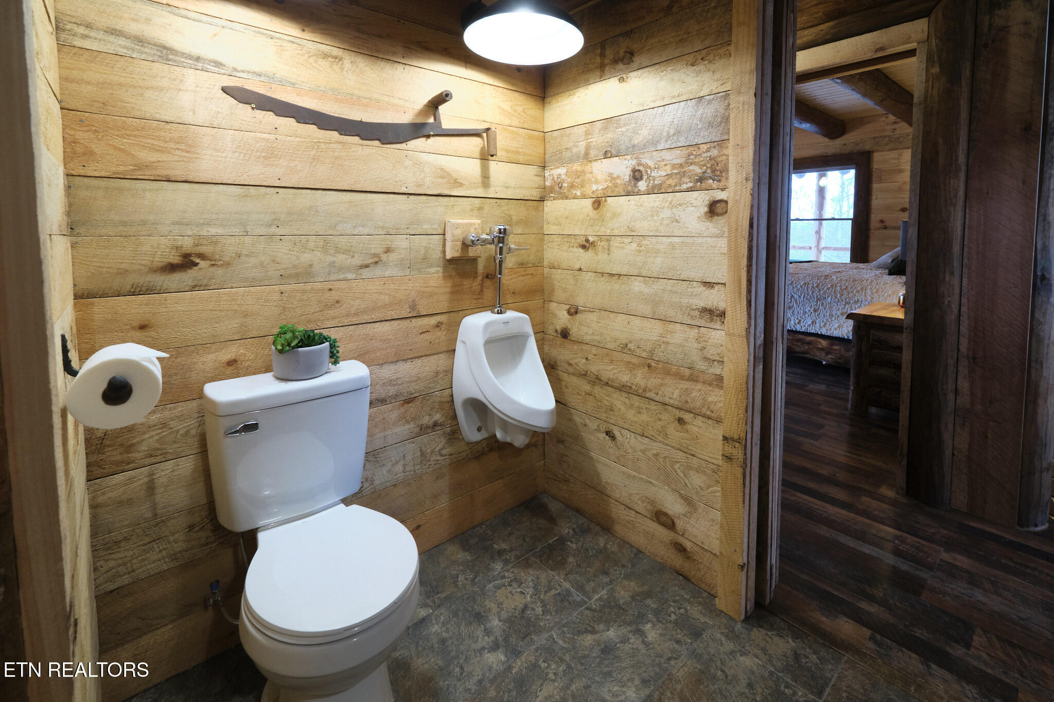 1410 Swannsylvania Road Dandridge TN 37725