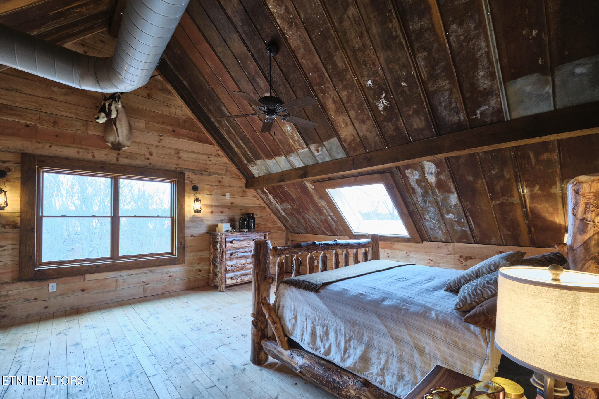 1410 Swannsylvania Road Dandridge TN 37725