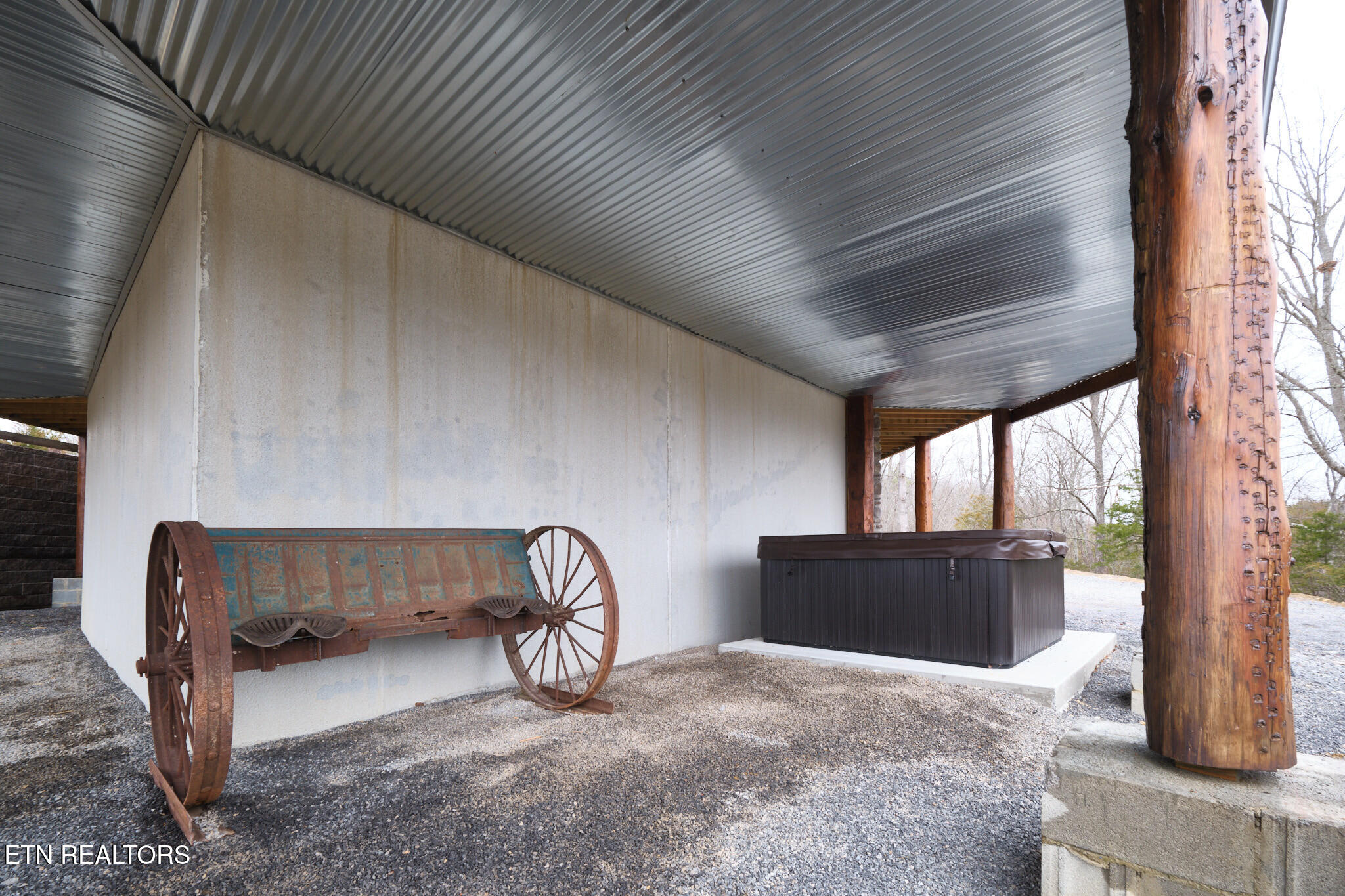 1410 Swannsylvania Road Dandridge TN 37725