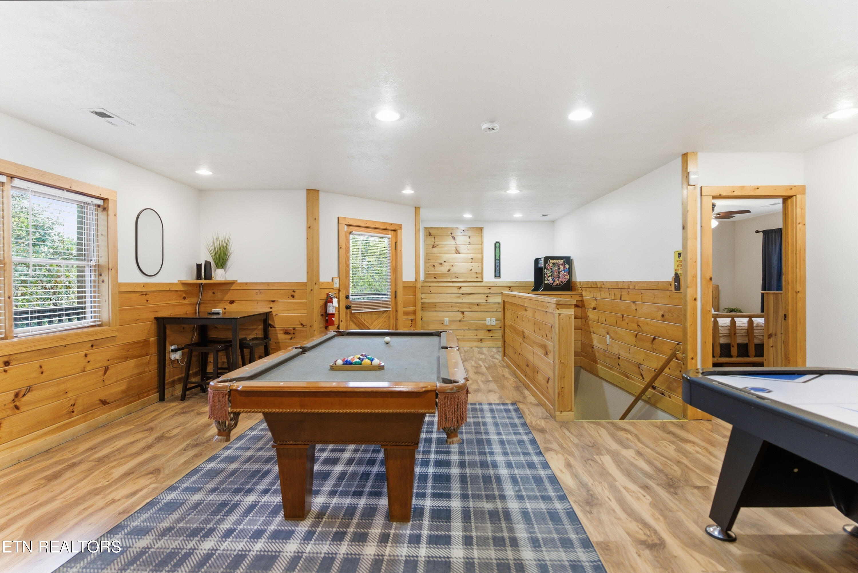 2054 Oakmont Drive Sevierville TN 37876