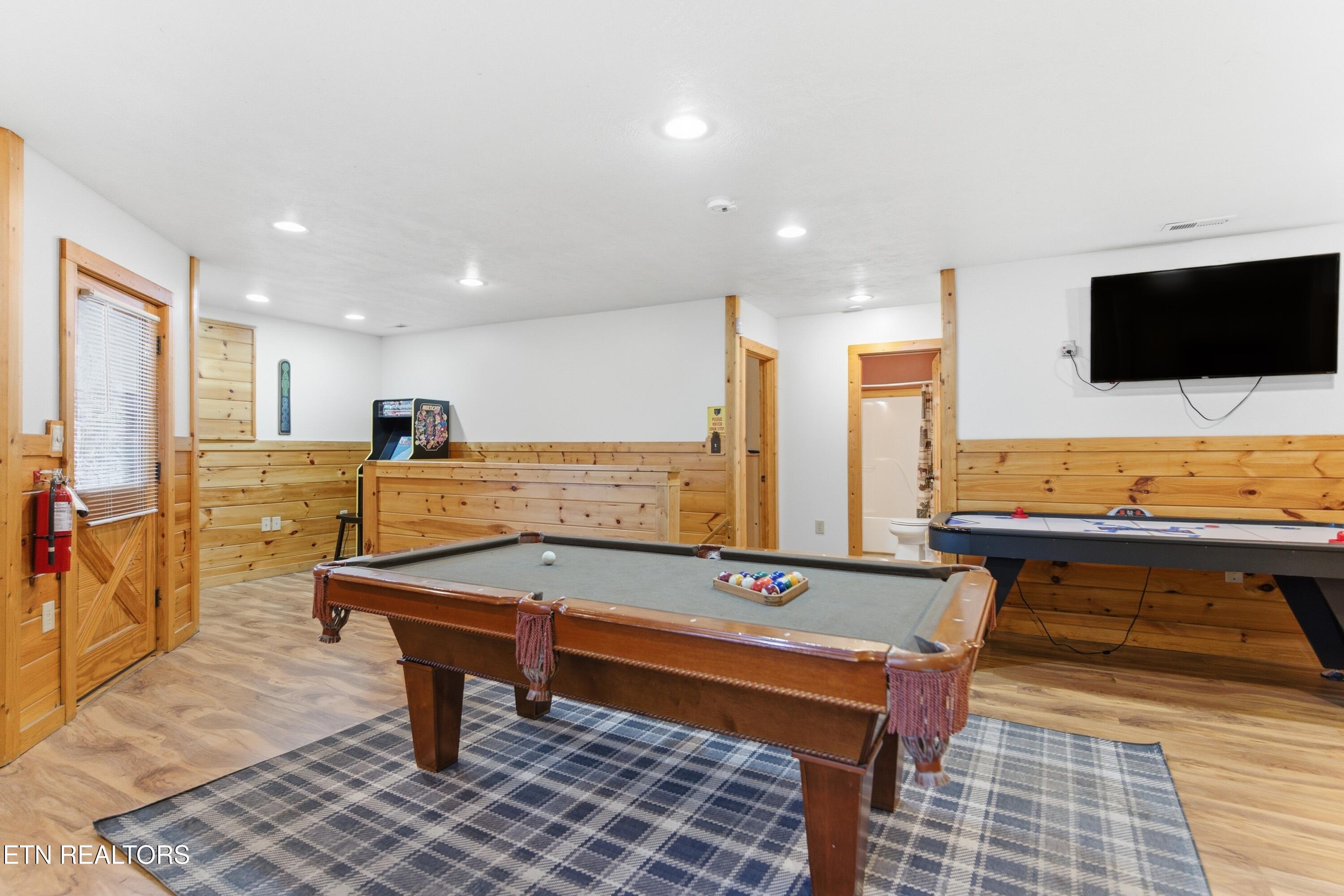 2054 Oakmont Drive Sevierville TN 37876