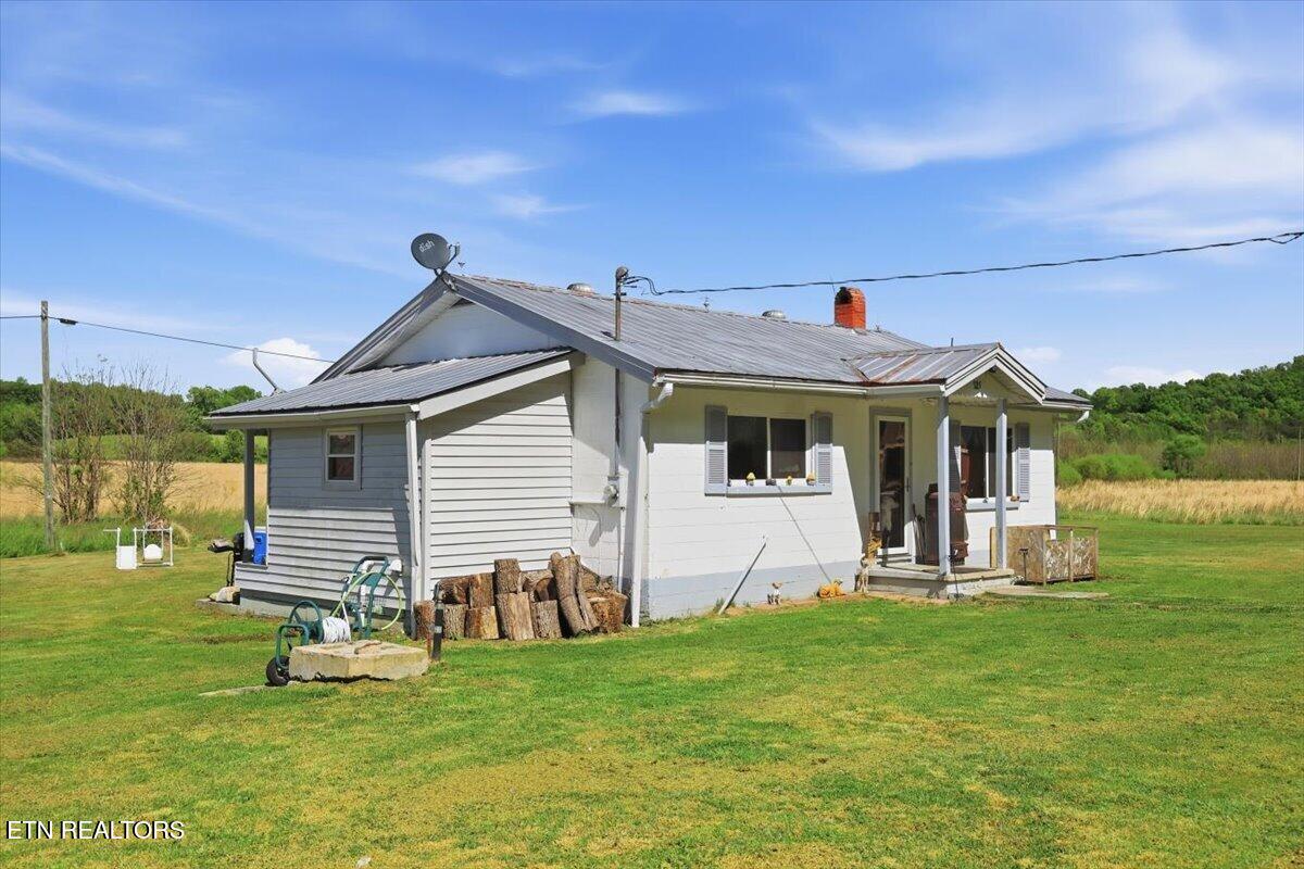 525 Matthews Lane Mosheim TN 37818