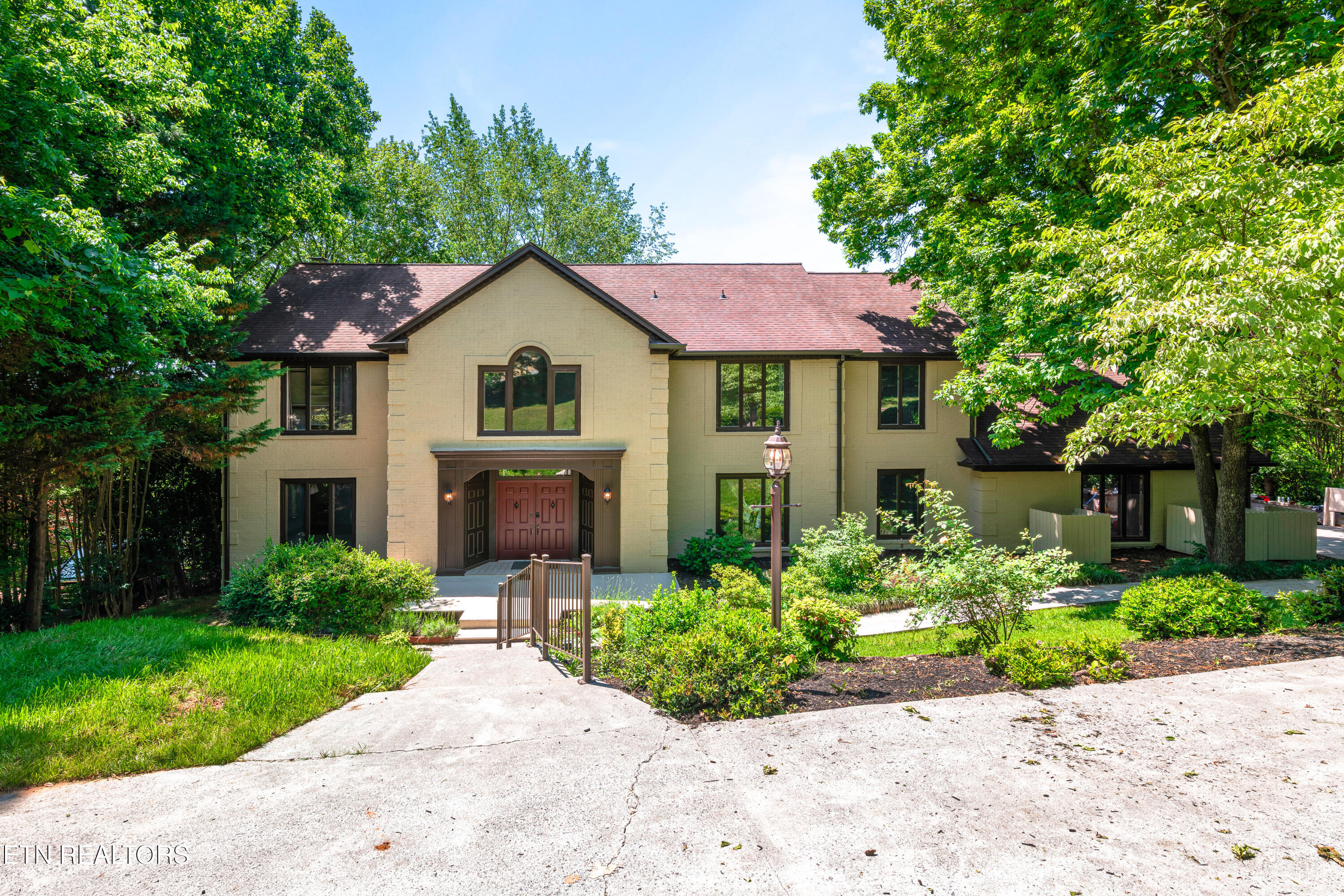 11120 Crown Point Drive Knoxville TN 37934