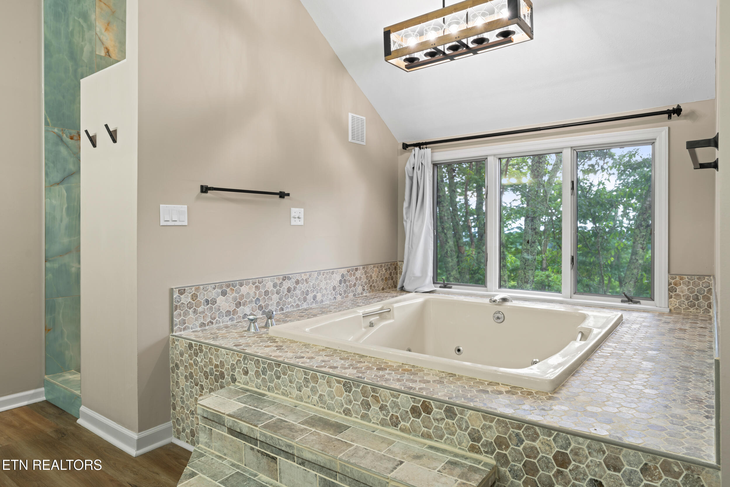 11120 Crown Point Drive Knoxville TN 37934