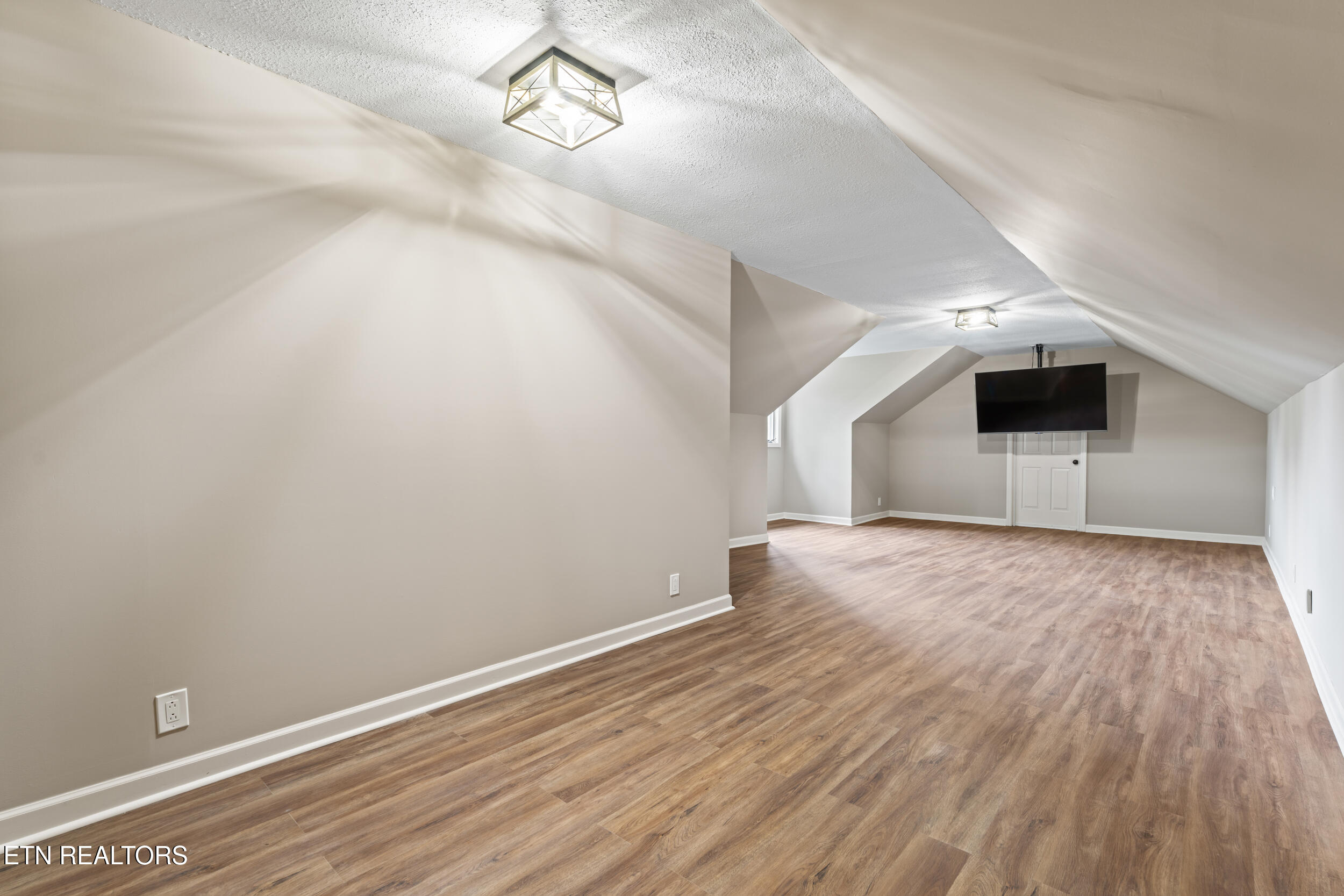 11120 Crown Point Drive Knoxville TN 37934