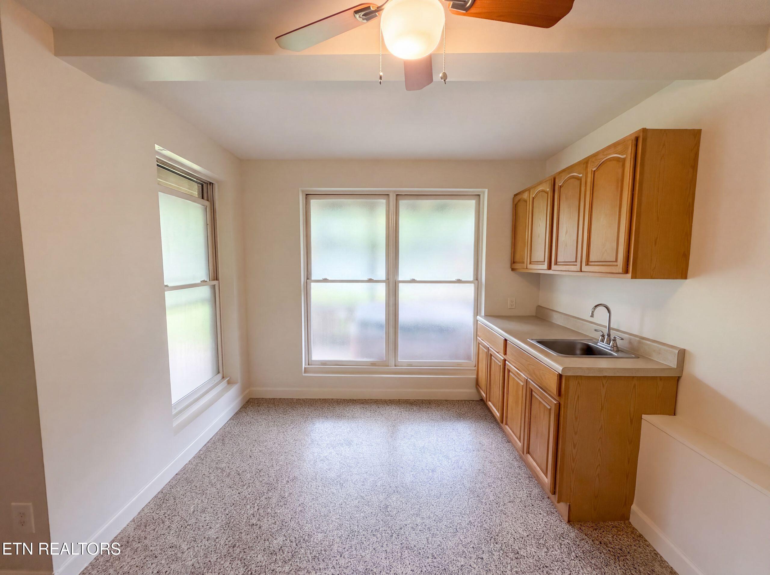 8542 Oxford Drive Knoxville TN 37922
