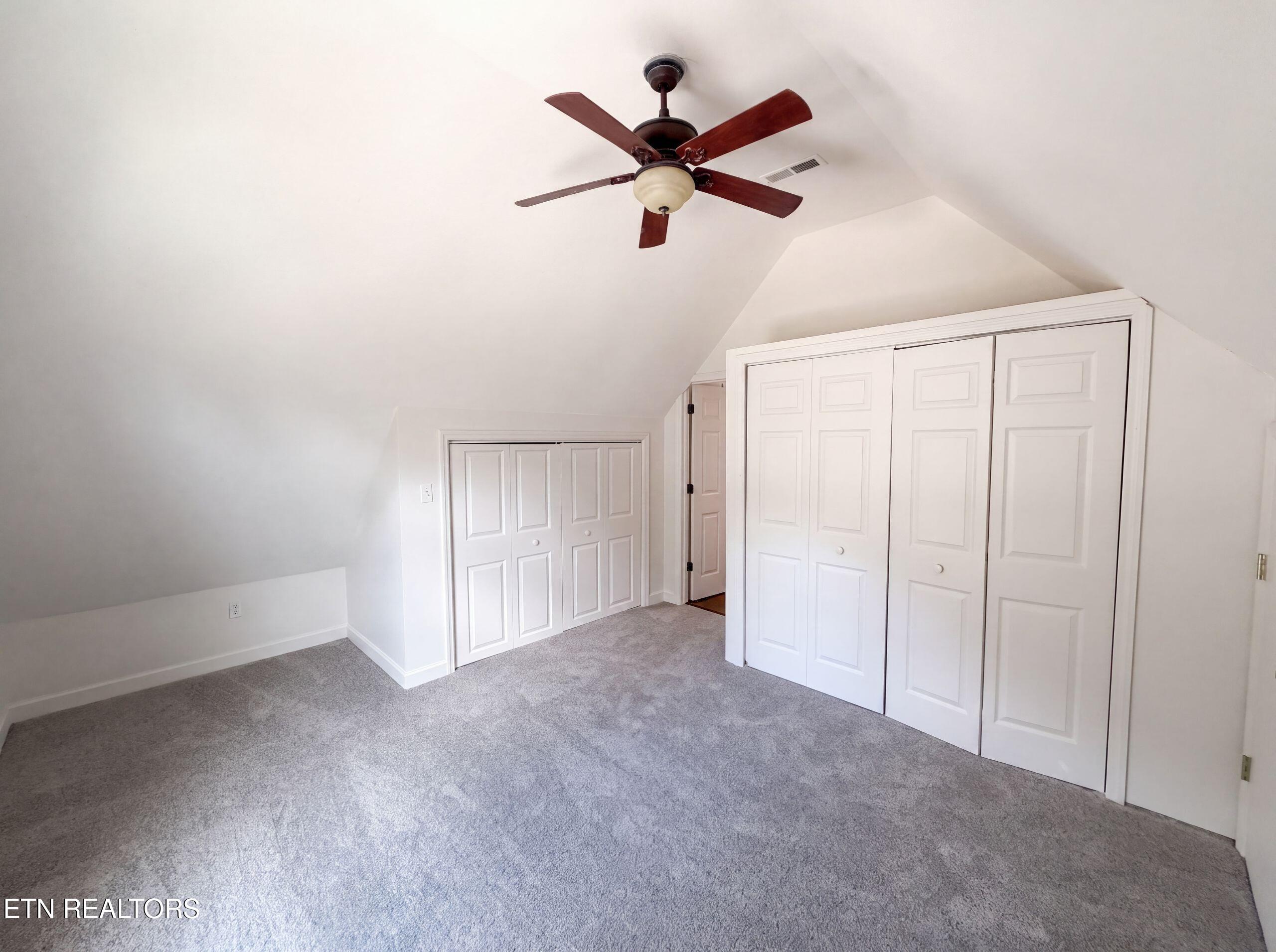 8542 Oxford Drive Knoxville TN 37922