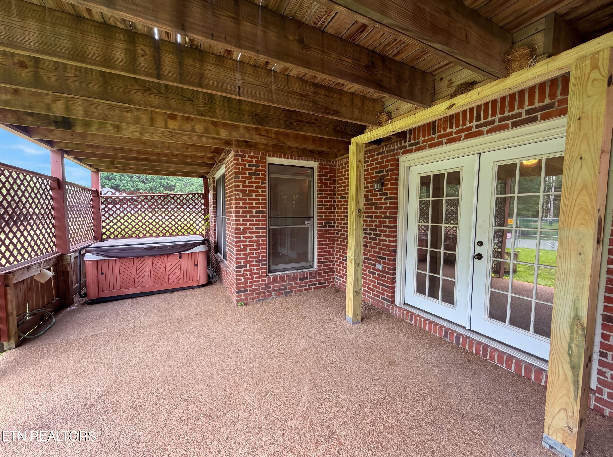 8542 Oxford Drive Knoxville TN 37922