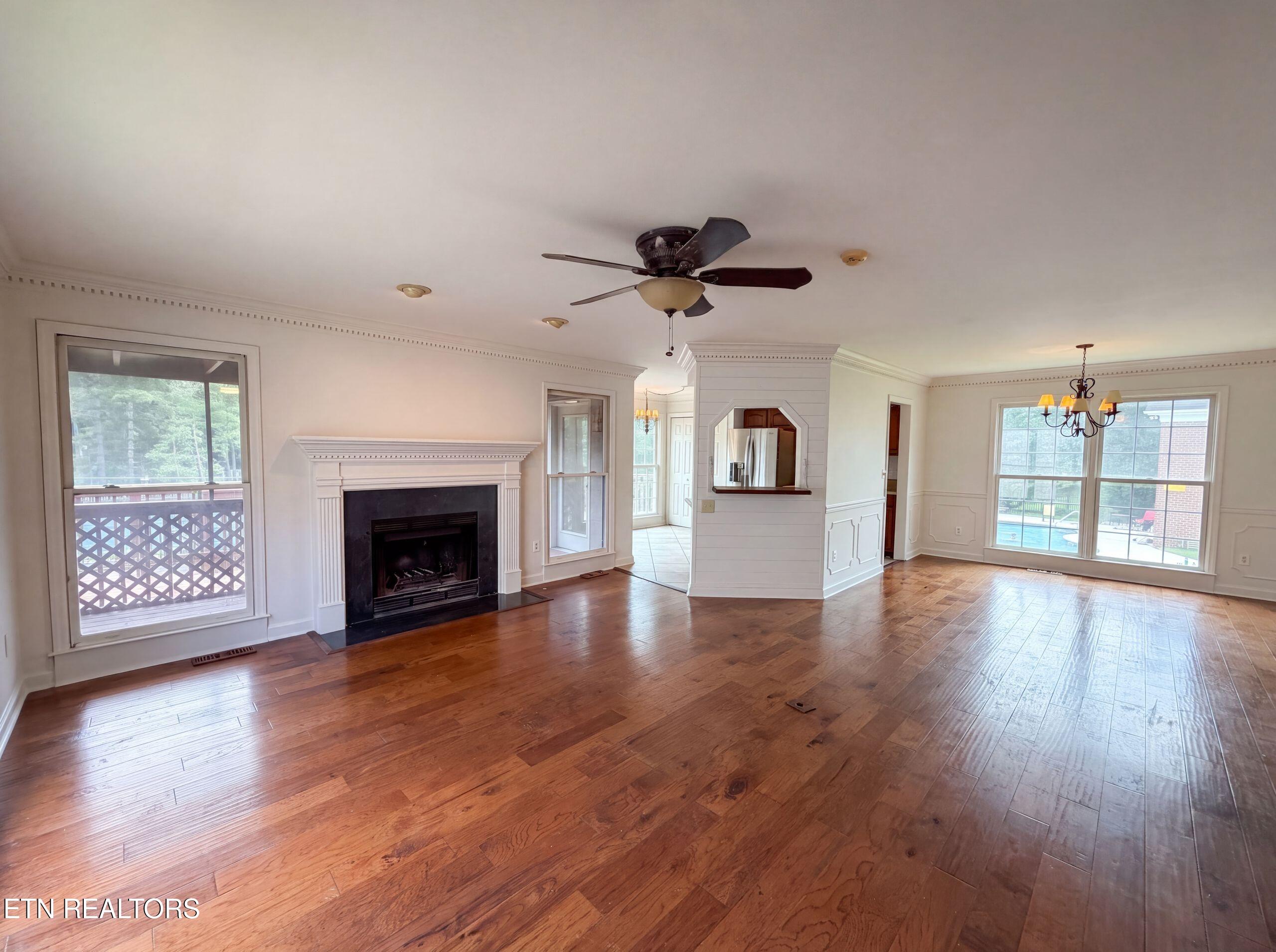 8542 Oxford Drive Knoxville TN 37922