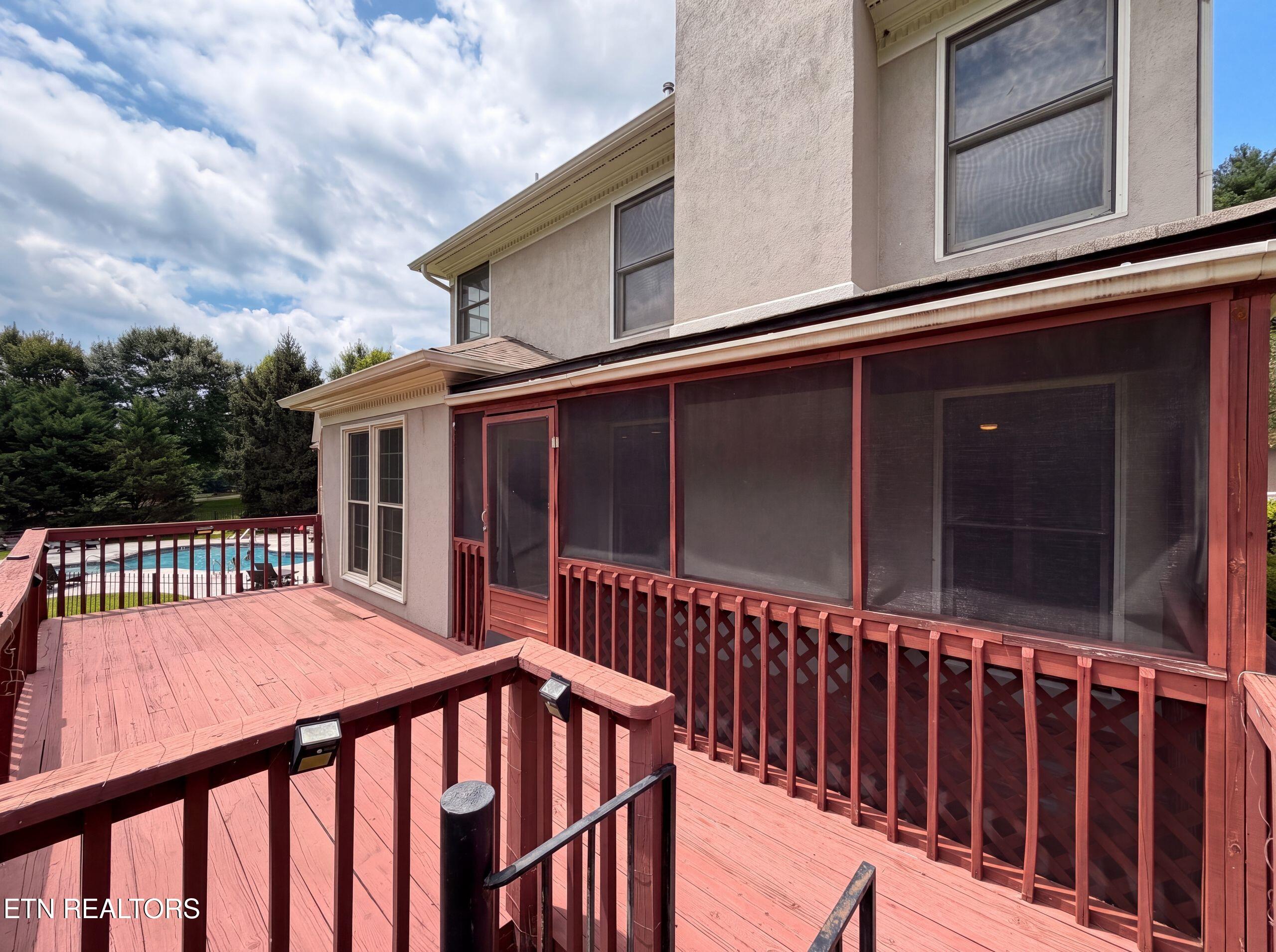 8542 Oxford Drive Knoxville TN 37922