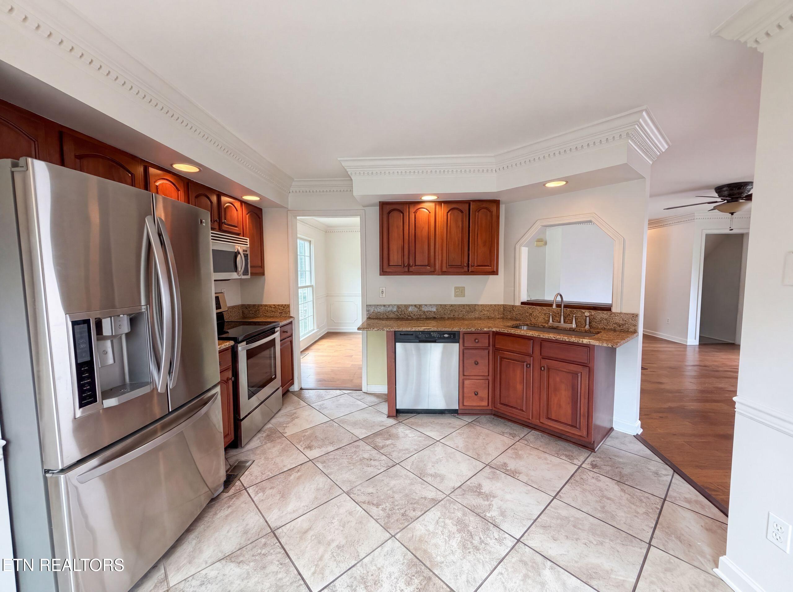 8542 Oxford Drive Knoxville TN 37922