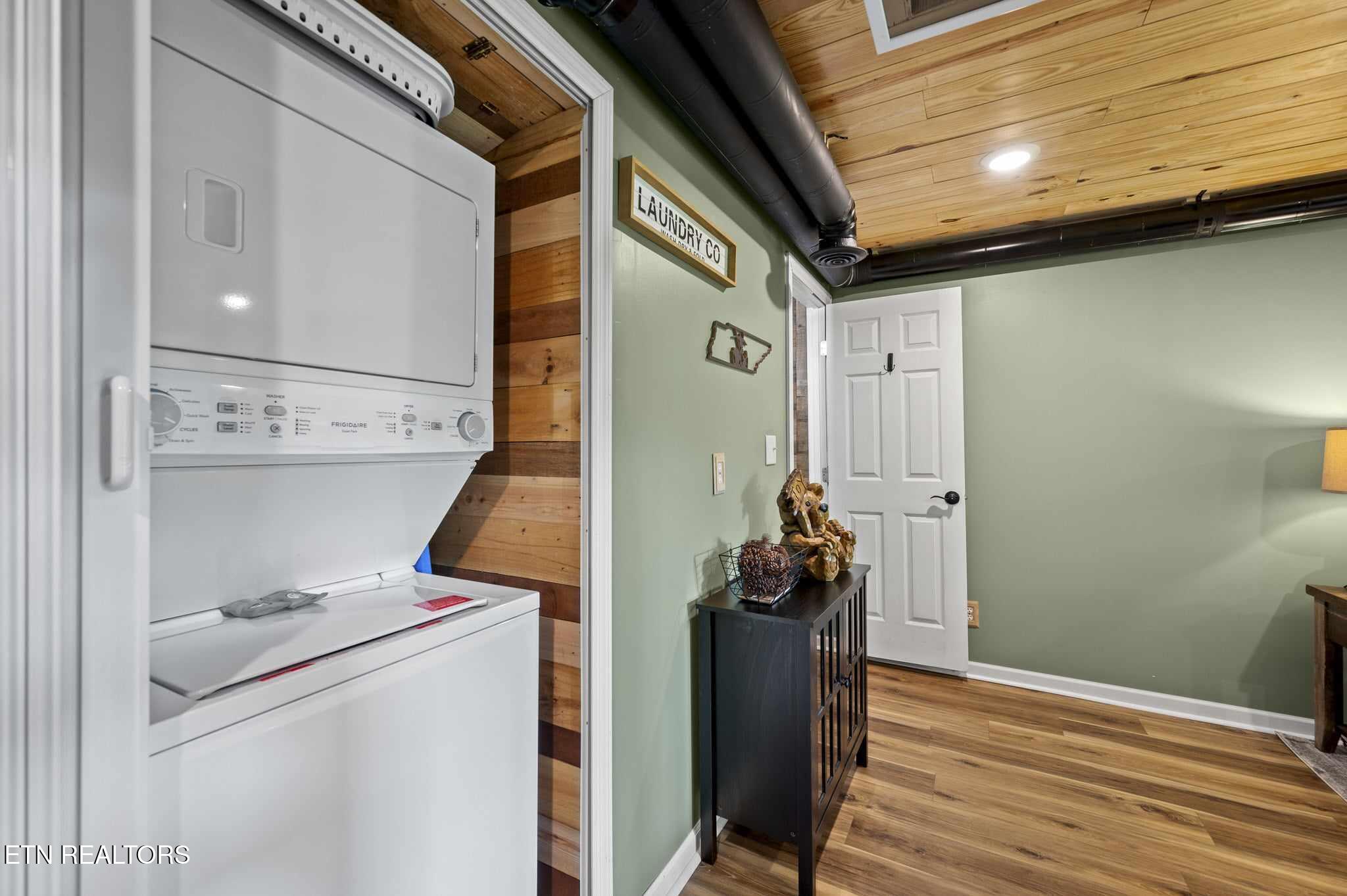 1020 Ski View Lane Sevierville TN 37876