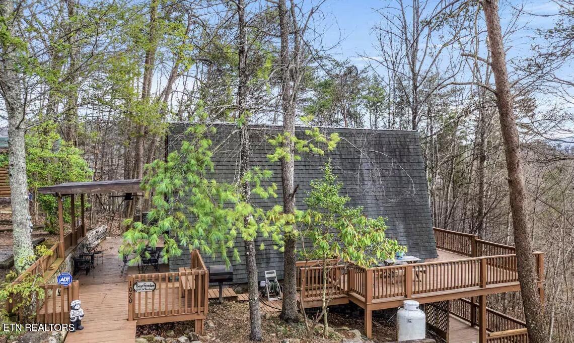 1020 Ski View Lane Sevierville TN 37876