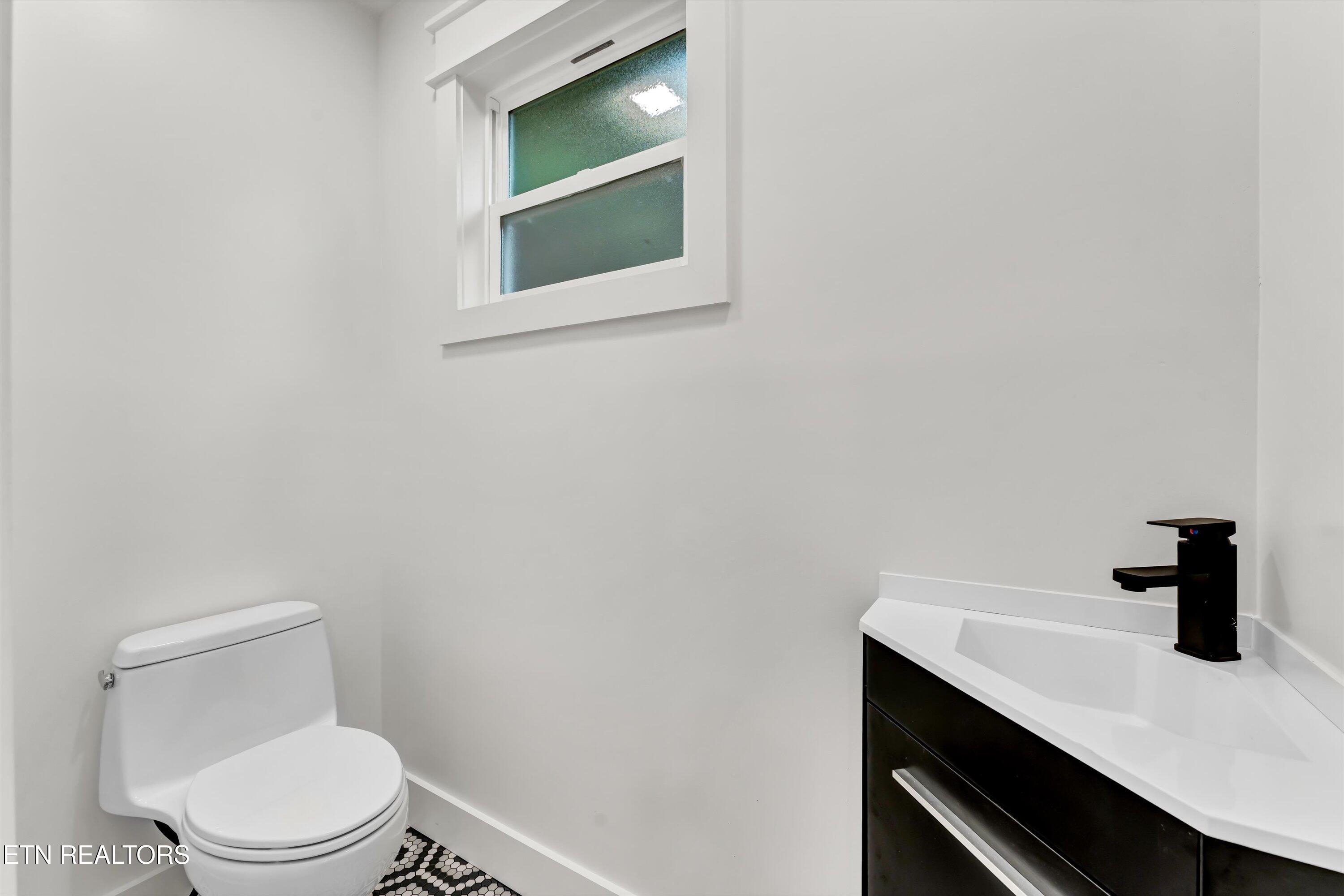 1904 Smokemont Drive Maryville TN 37801