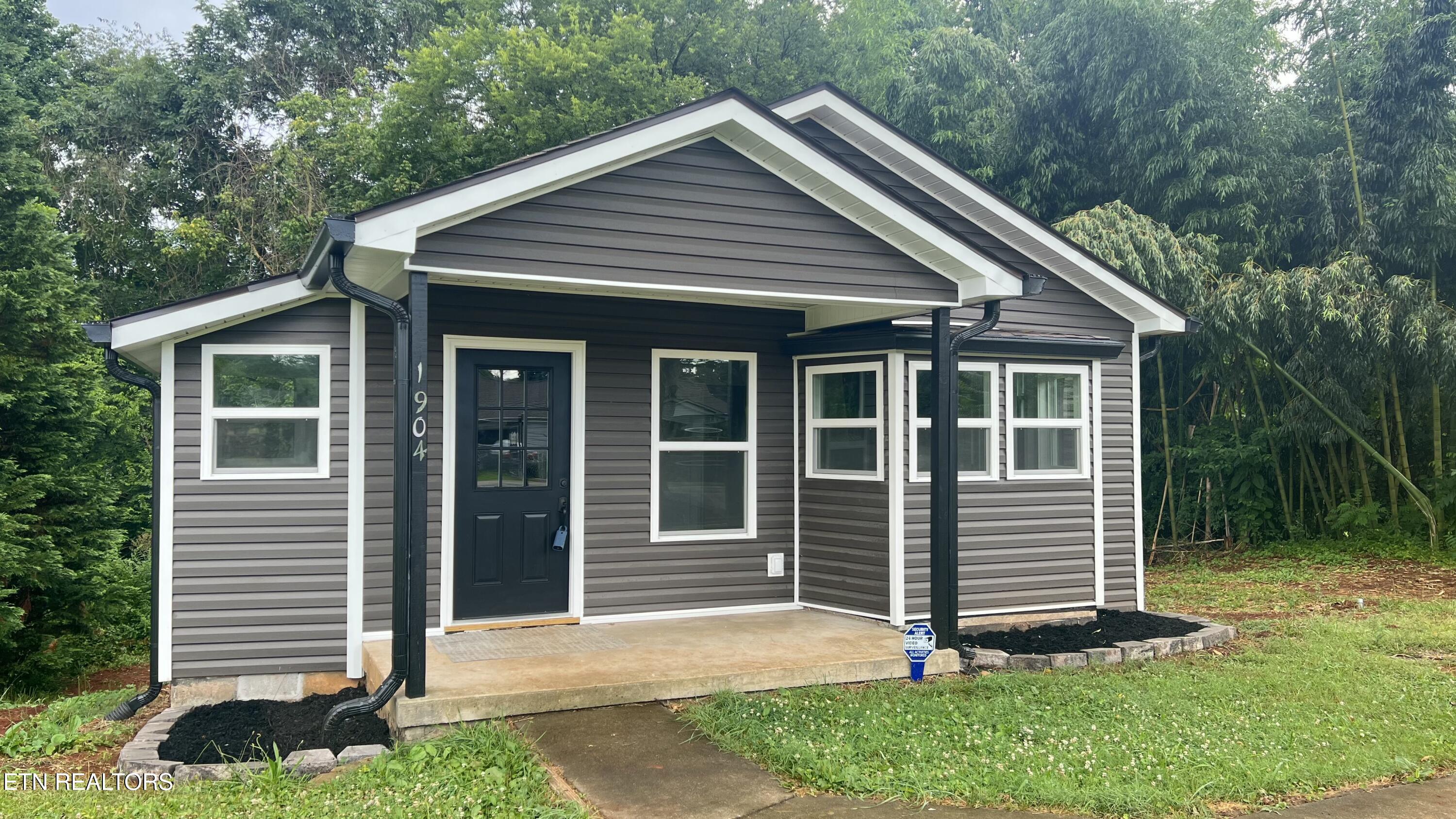 1904 Smokemont Drive Maryville TN 37801