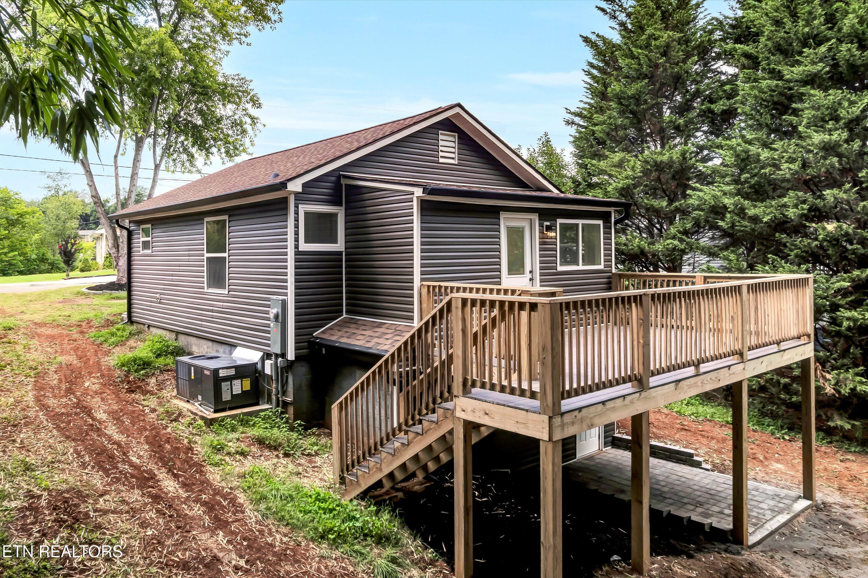 1904 Smokemont Drive Maryville TN 37801