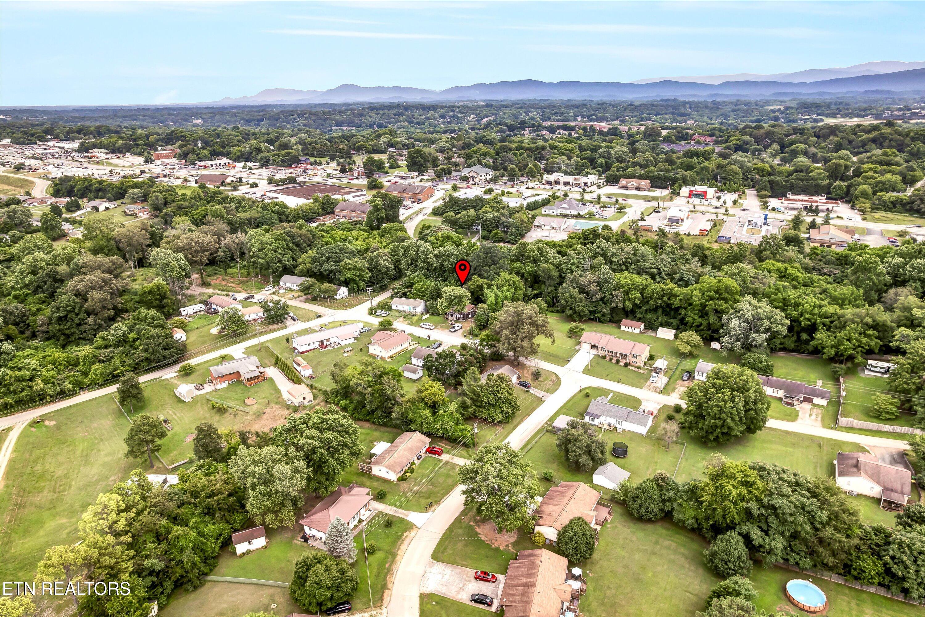 1904 Smokemont Drive Maryville TN 37801