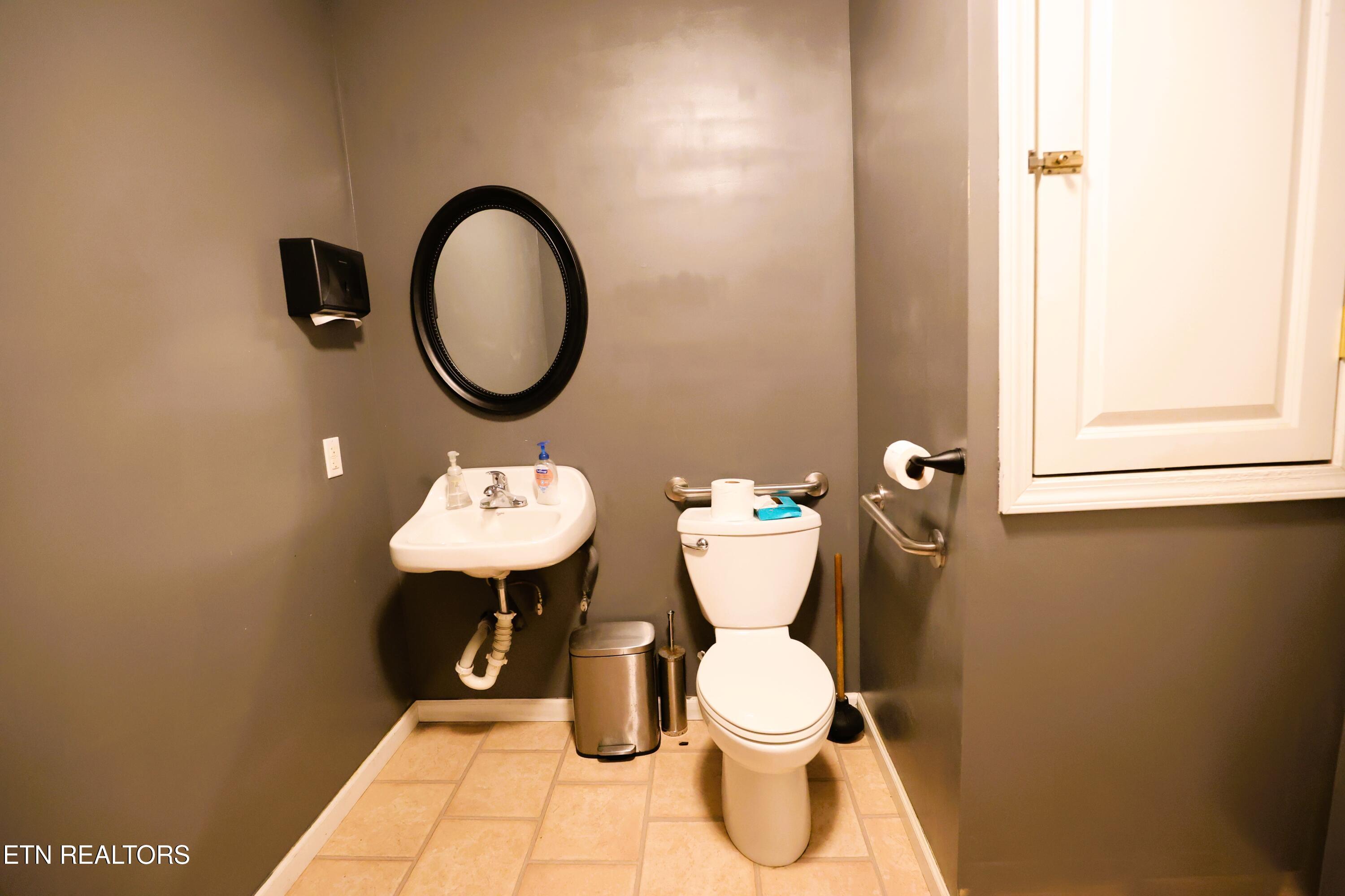8301 Lobelia Lane Knoxville TN 37920