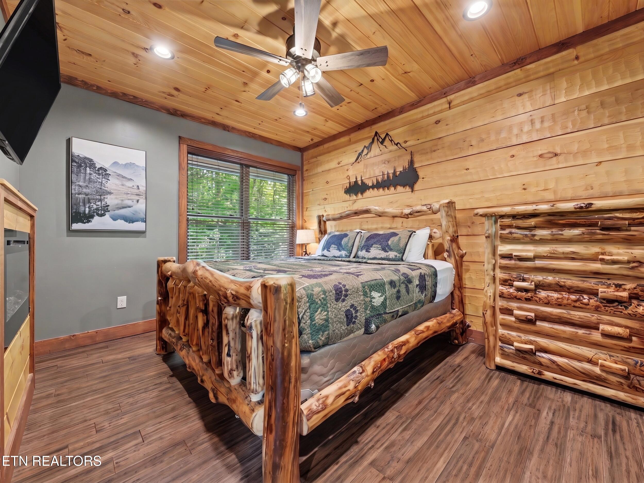 5230 Riversong Way Sevierville TN 37876